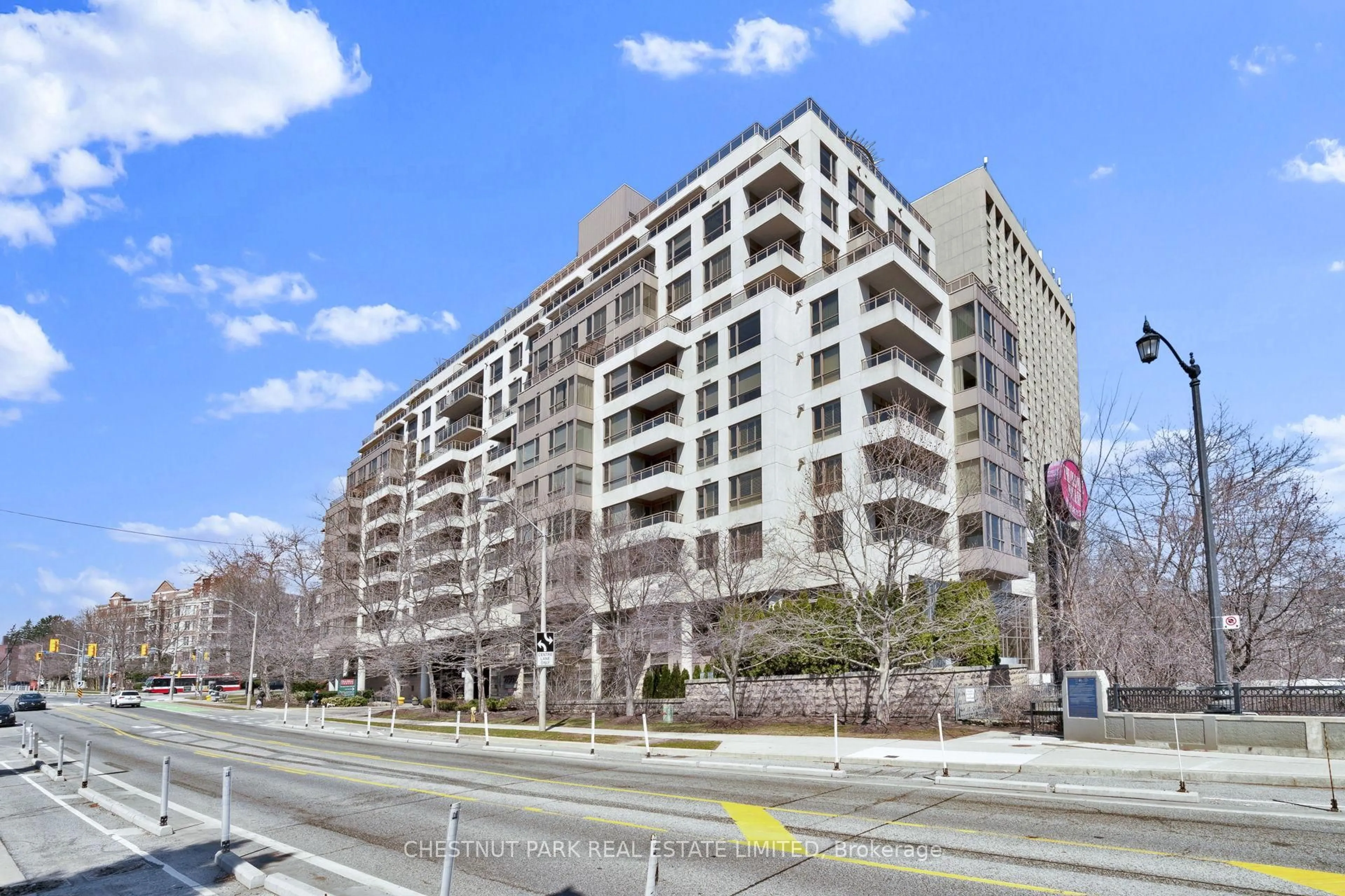 Unknown for 2662 Bloor St #312, Toronto Ontario M8X 2Z7