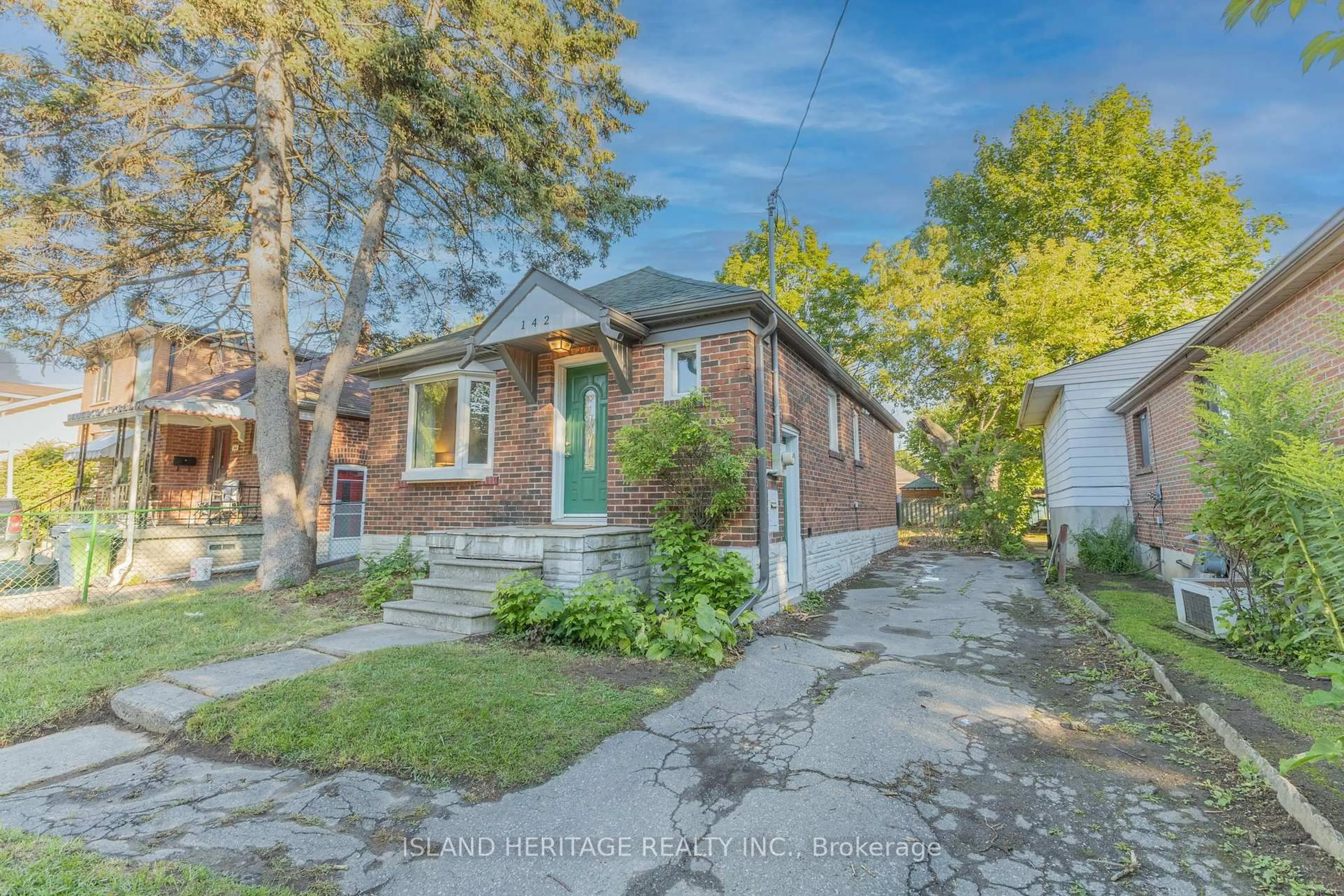 Home with brick exterior material, street for 142 Symons St, Toronto Ontario M8V 1V2
