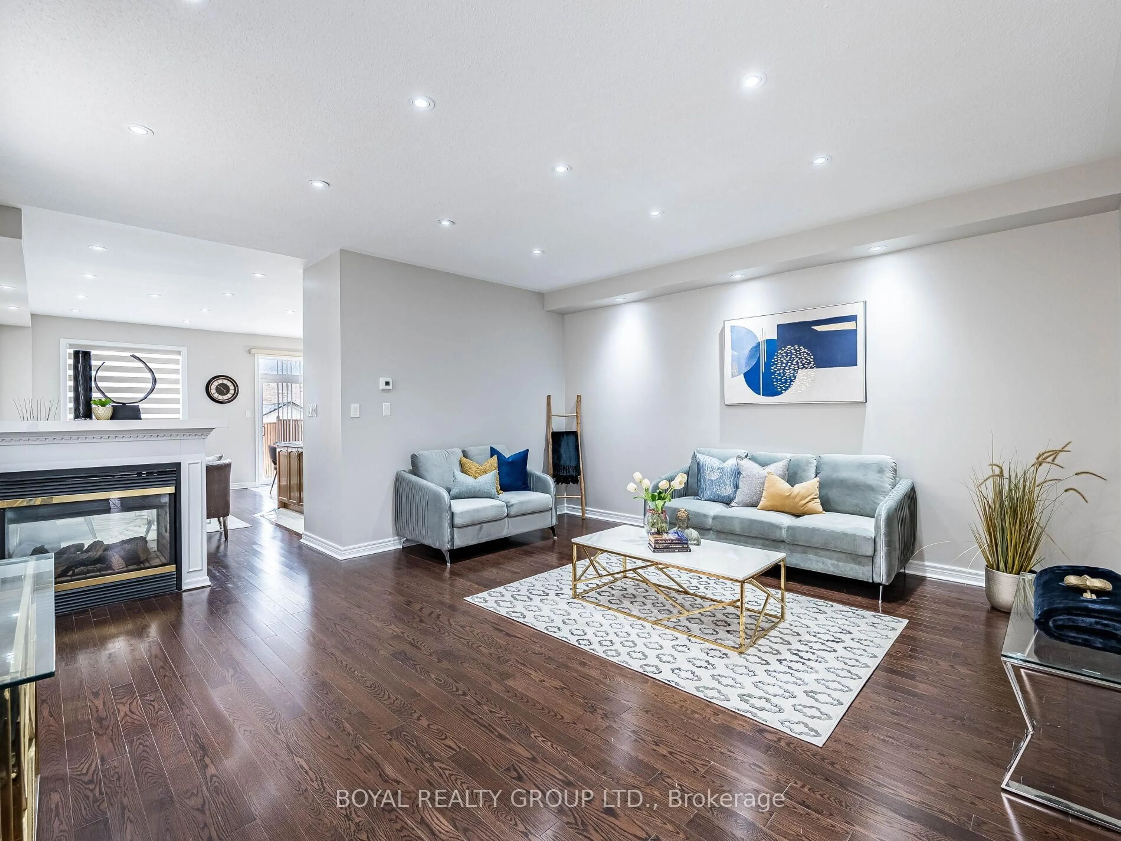 Living room with furniture, unknown for 128 Rocky Point Cres, Brampton Ontario L6V 4S6