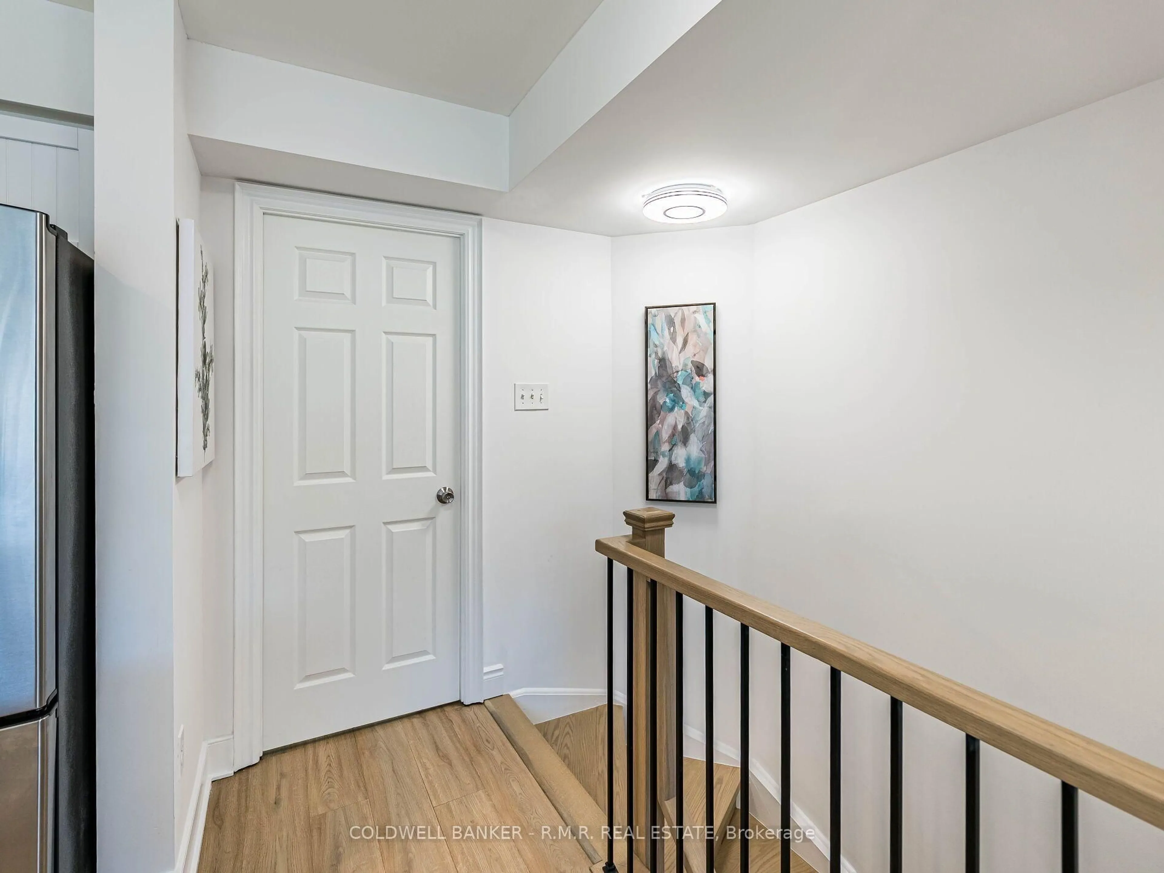 Indoor entryway for 125 George Appleton Way #2020, Toronto Ontario M3M 0A2
