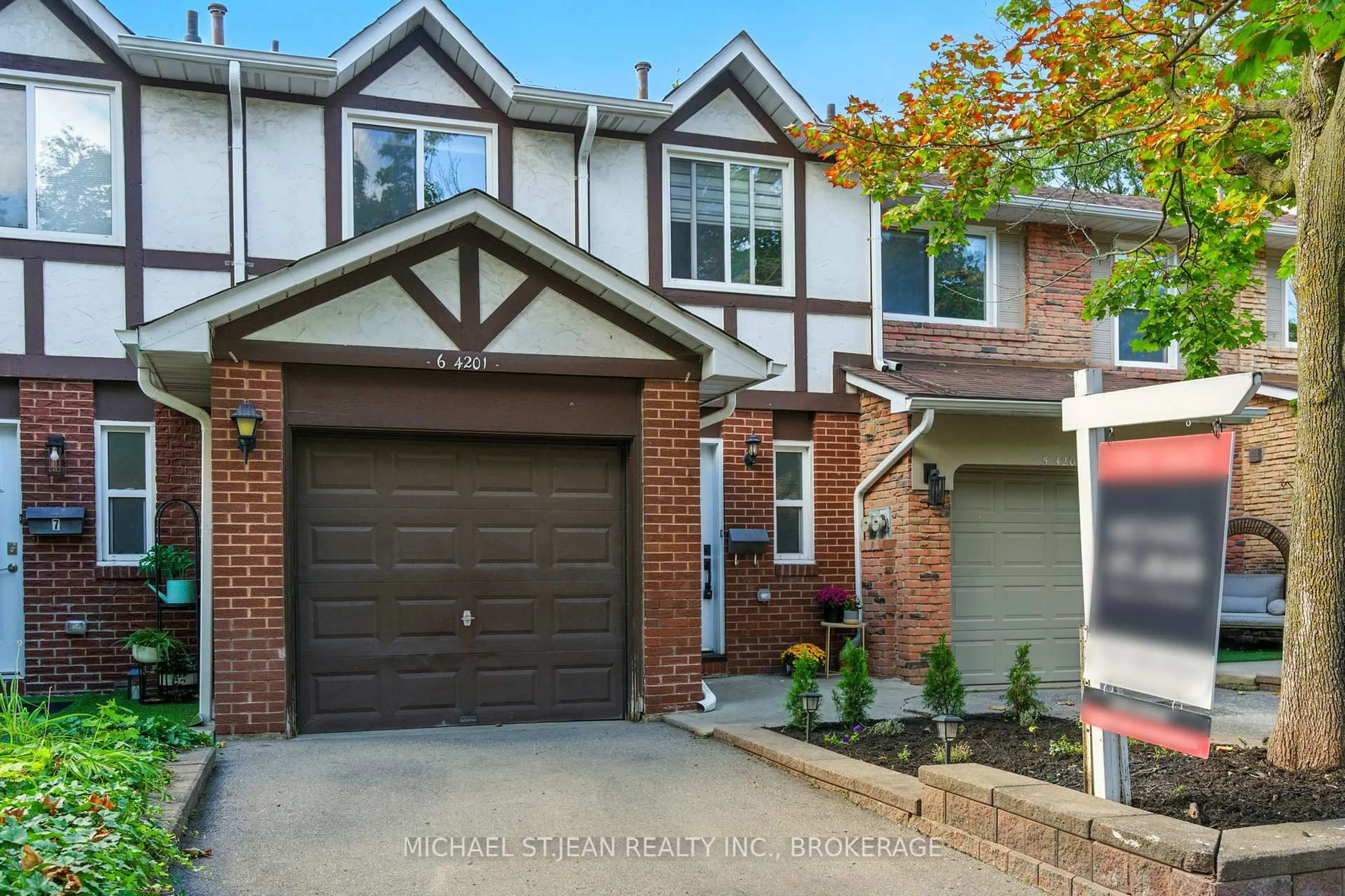 Home with brick exterior material, street for 4201 Longmoor Dr #6, Burlington Ontario L7L 5J9