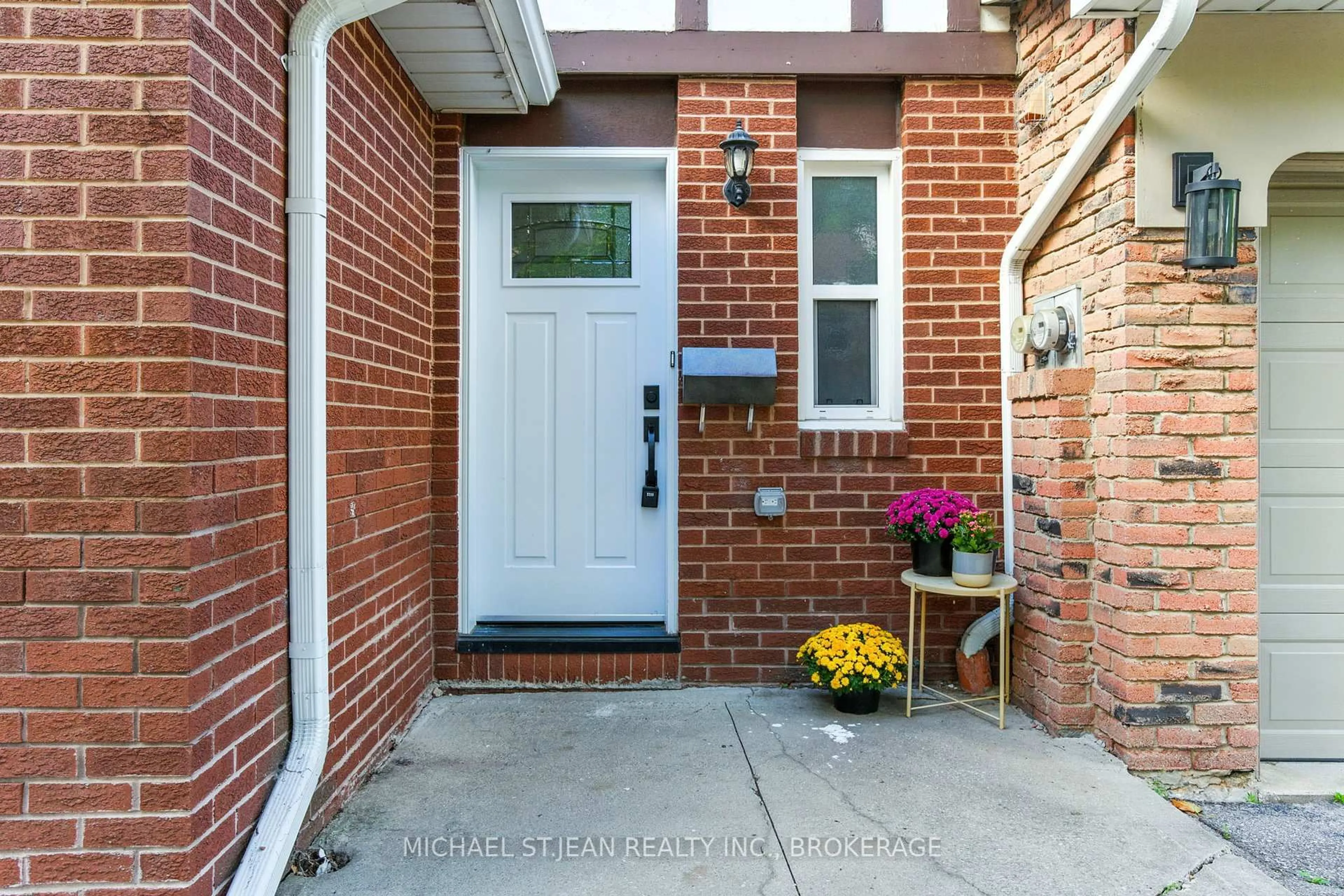 Unknown for 4201 Longmoor Dr #6, Burlington Ontario L7L 5J9