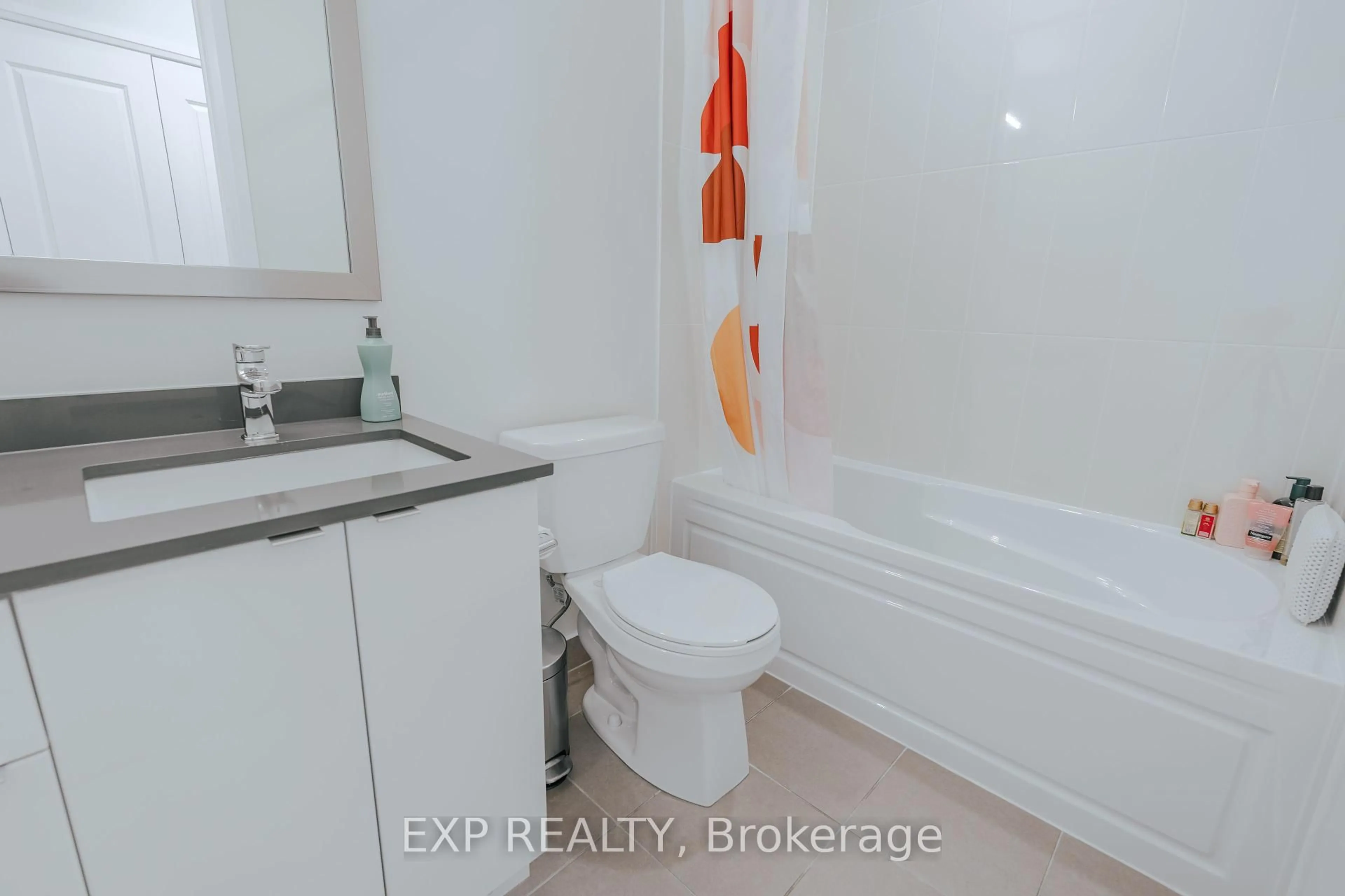 Standard bathroom, unknown for 50 Thomas Riley Rd #1104, Toronto Ontario M9B 0C5