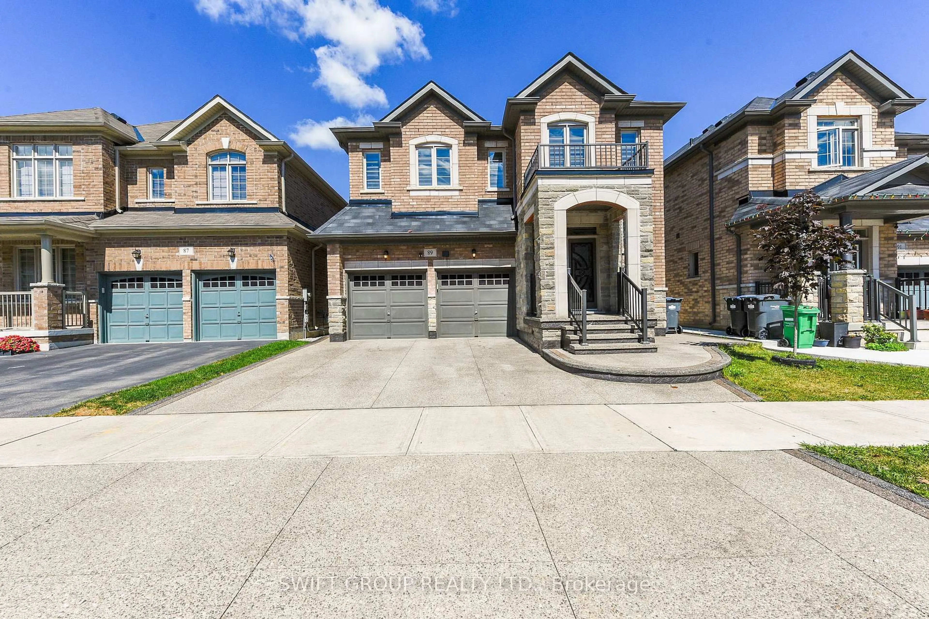 Home with brick exterior material, street for 89 Deer Ridge Tr, Caledon Ontario L7C 4H4