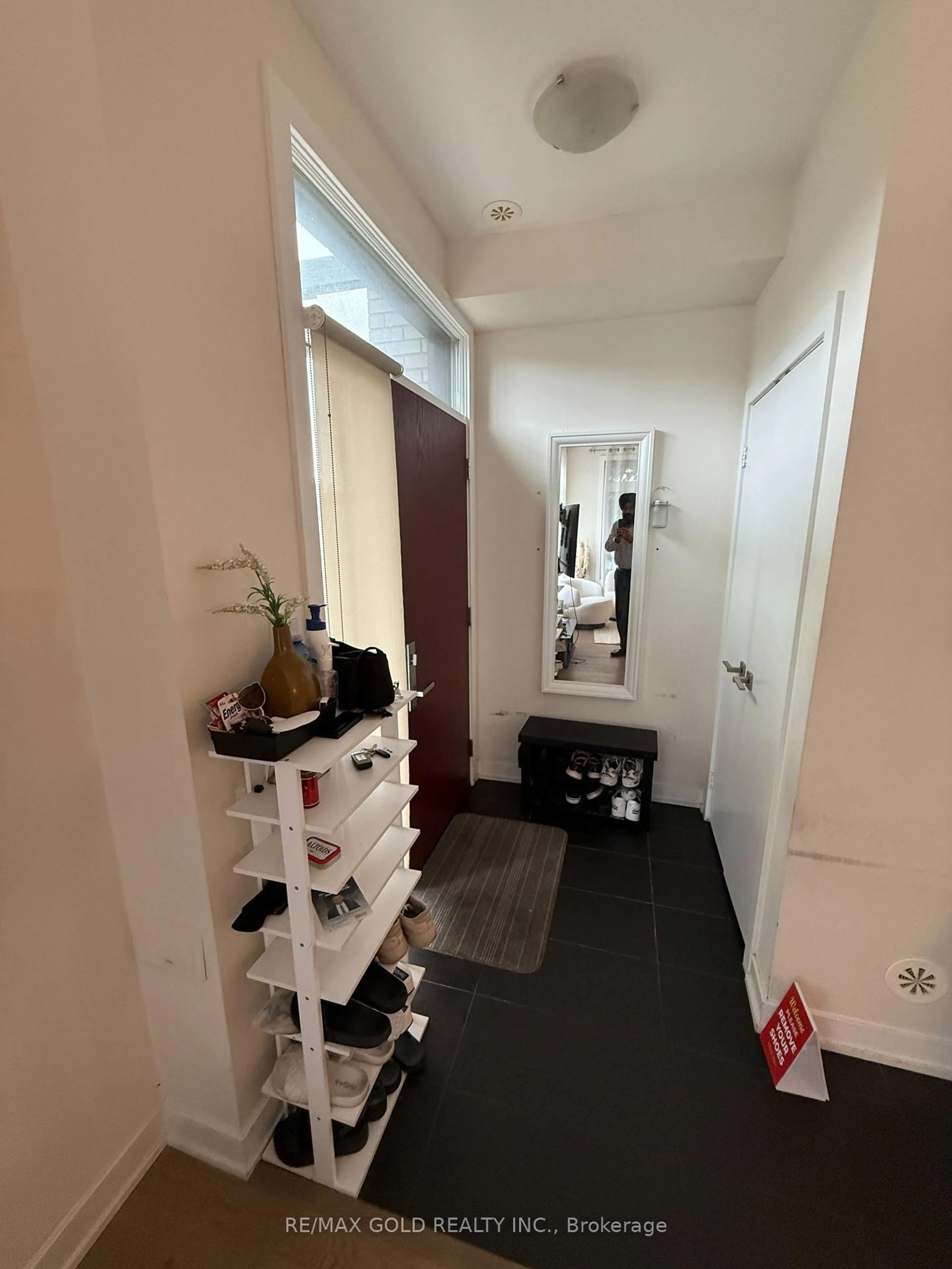 Unknown for 4050 Parkside Village Dr #10, Mississauga Ontario L5B 0K2
