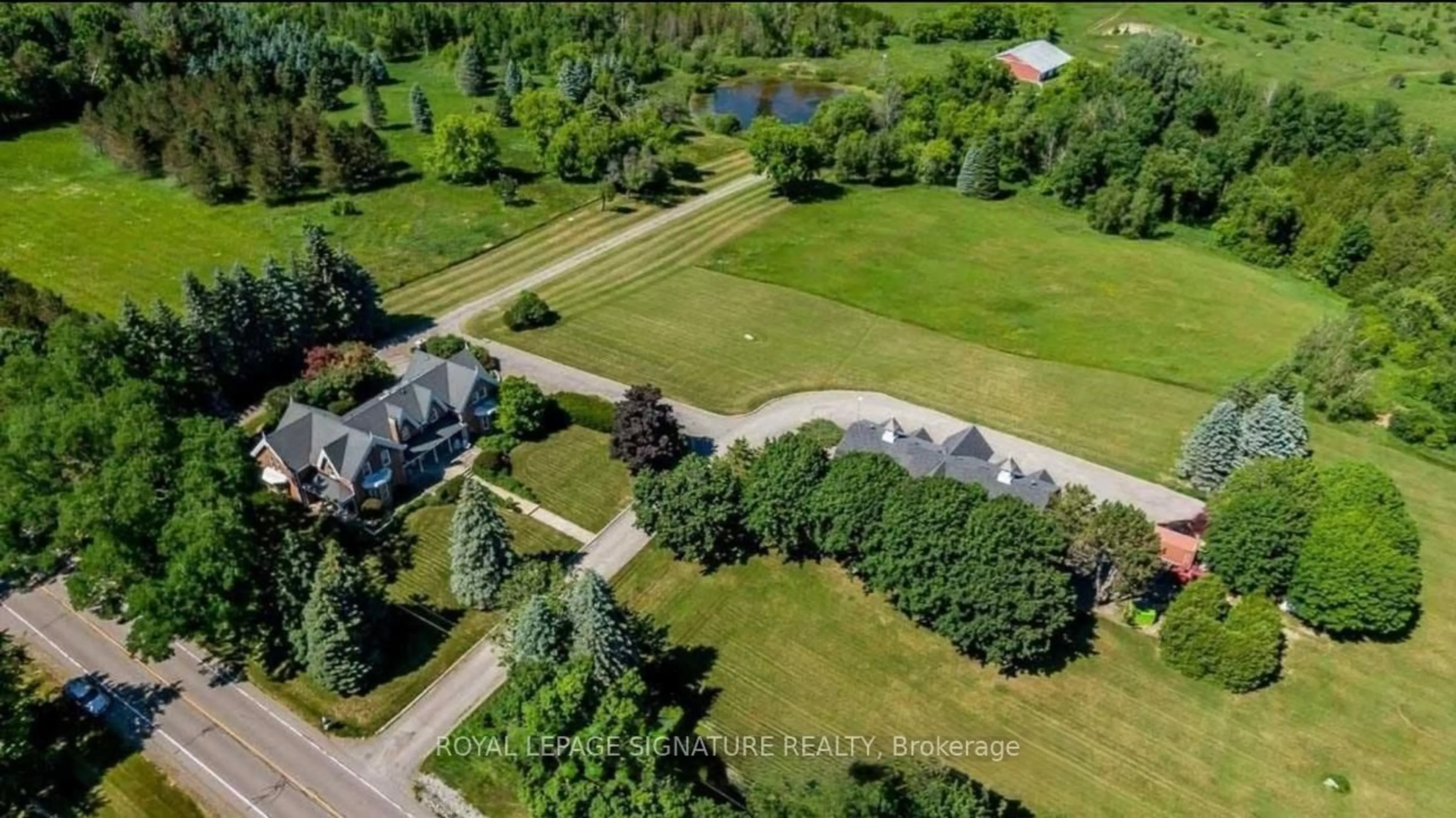 A pic from outside/outdoor area/front of a property/back of a property/a pic from drone, street for 16067 Heart Lake Rd, Caledon Ontario L7C 2L3