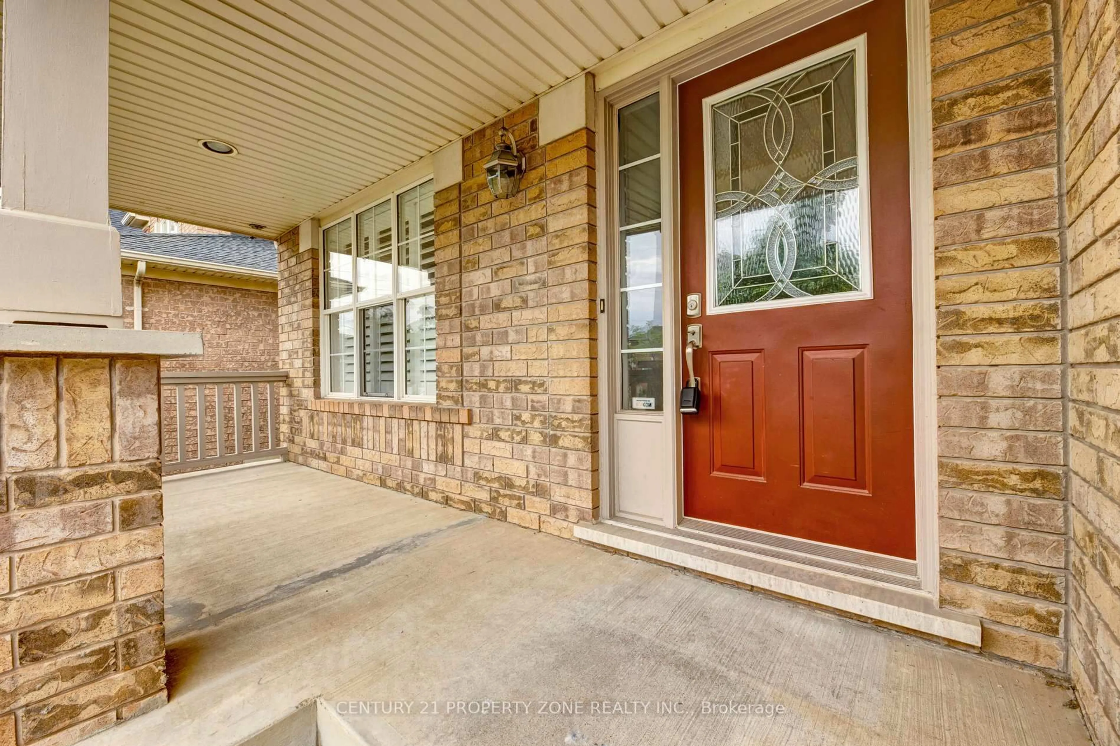 Indoor entryway for 1507 Croft Ave, Milton Ontario L9T 5K7