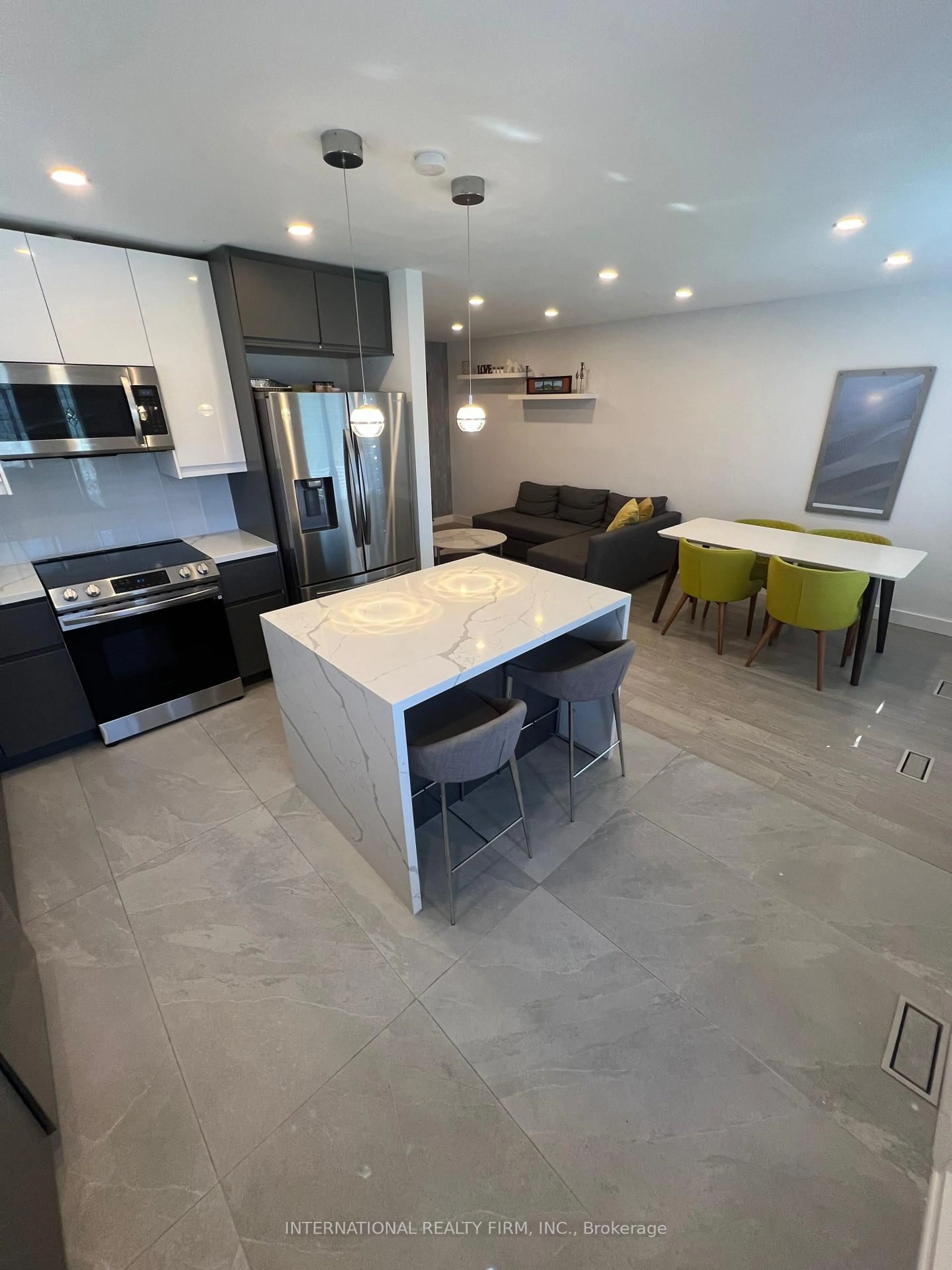 Open concept kitchen, ceramic/tile floor for 10 Rambler Pl, Toronto Ontario M3L 1N7