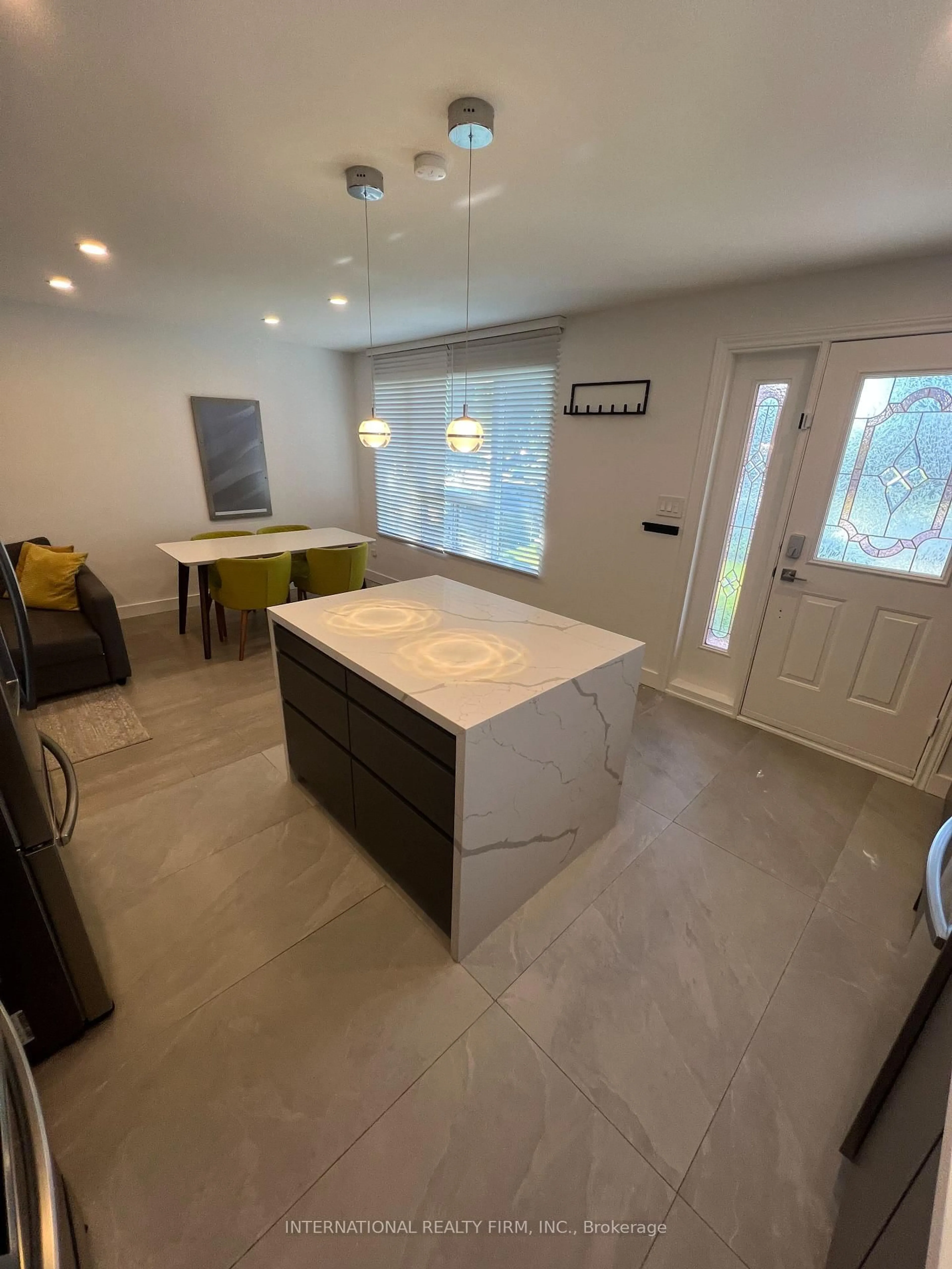 Open concept kitchen, ceramic/tile floor for 10 Rambler Pl, Toronto Ontario M3L 1N7