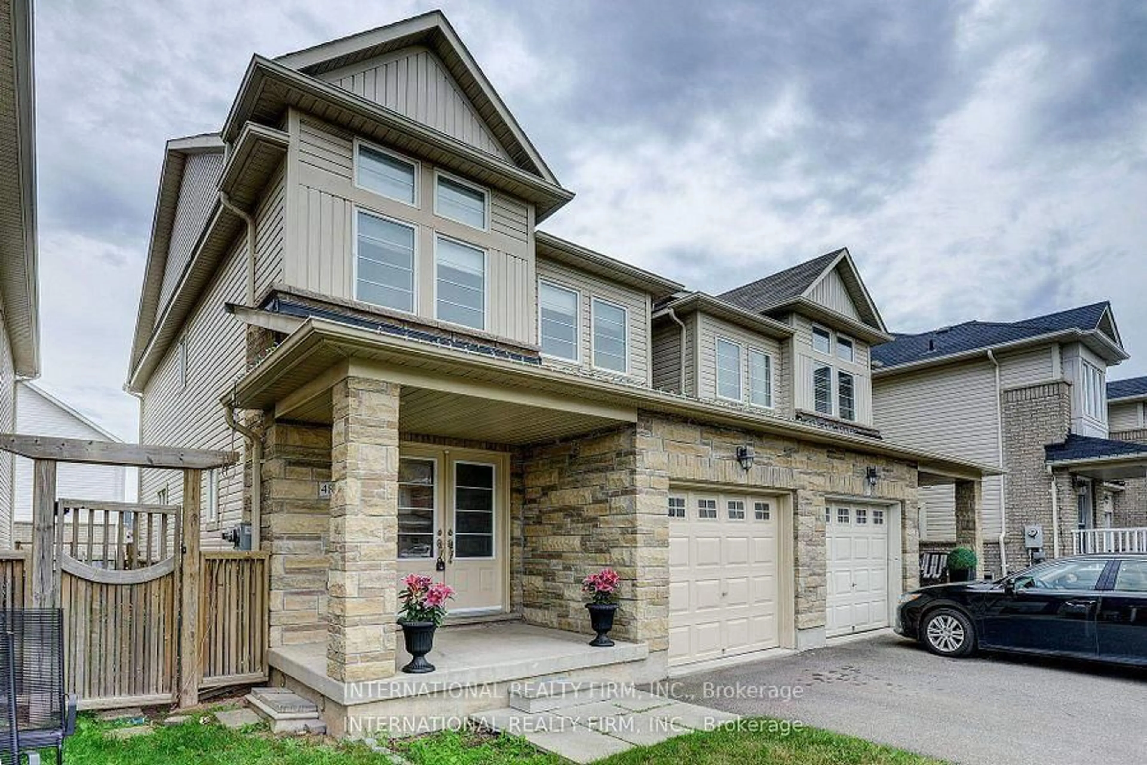 Home with brick exterior material, street for 4881 Capri Cres, Burlington Ontario L7M 0H8