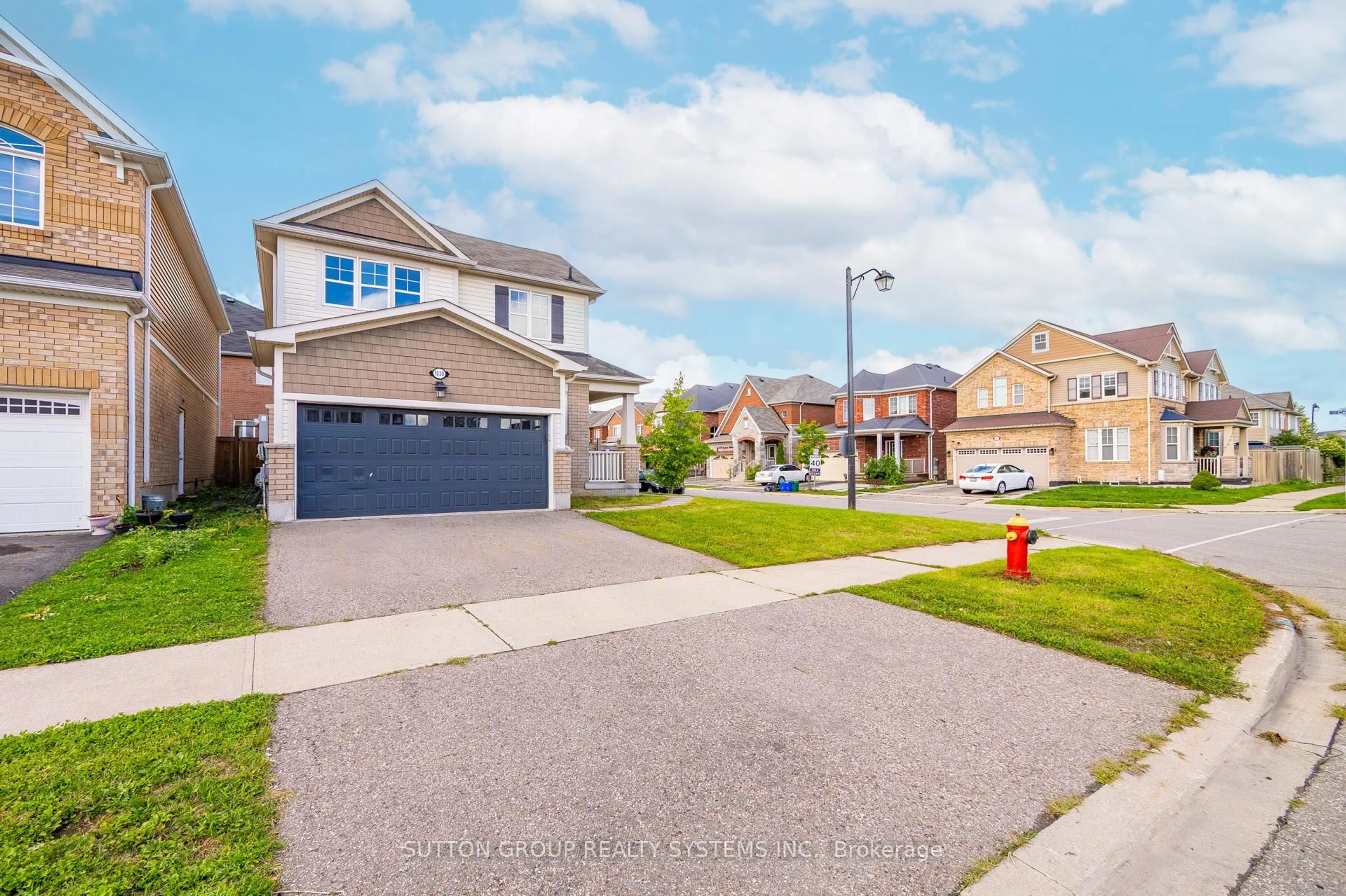 Home with vinyl exterior material, street for 1030 Savoline Blvd, Milton Ontario L9T 8P3