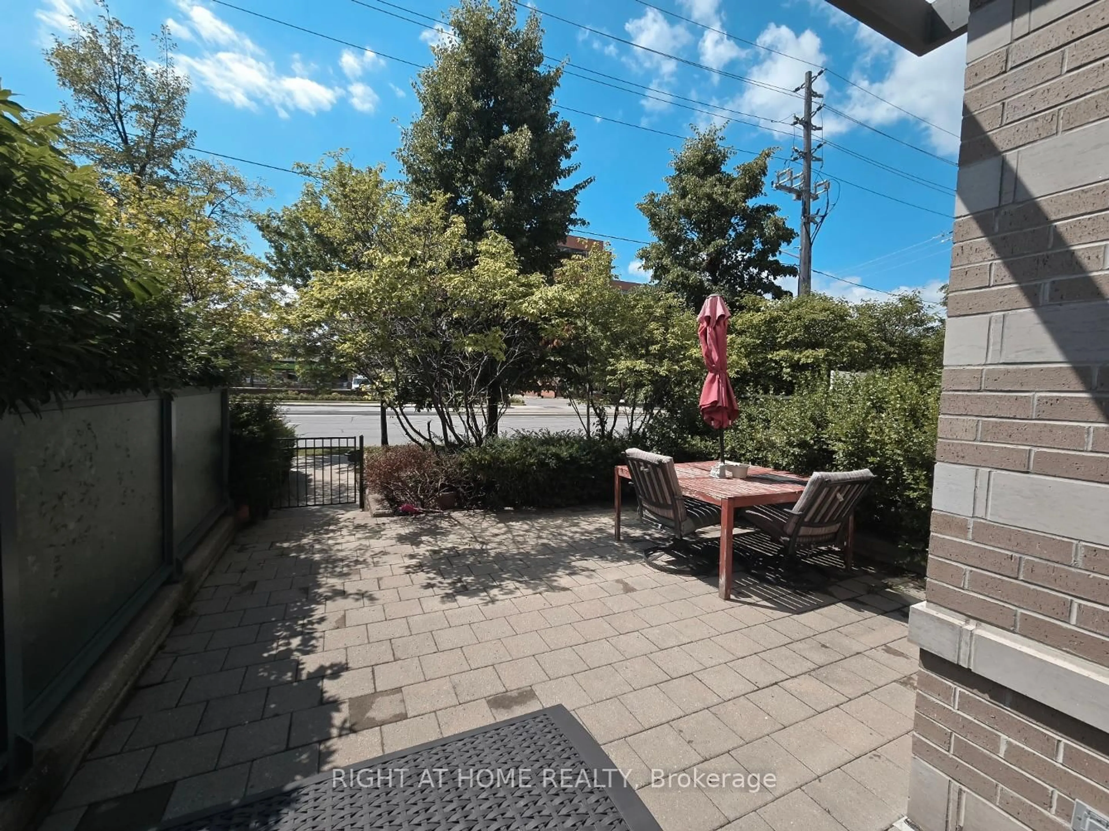 Patio, street for 215 Sherway Gardens Rd #101, Toronto Ontario M9C 0A4