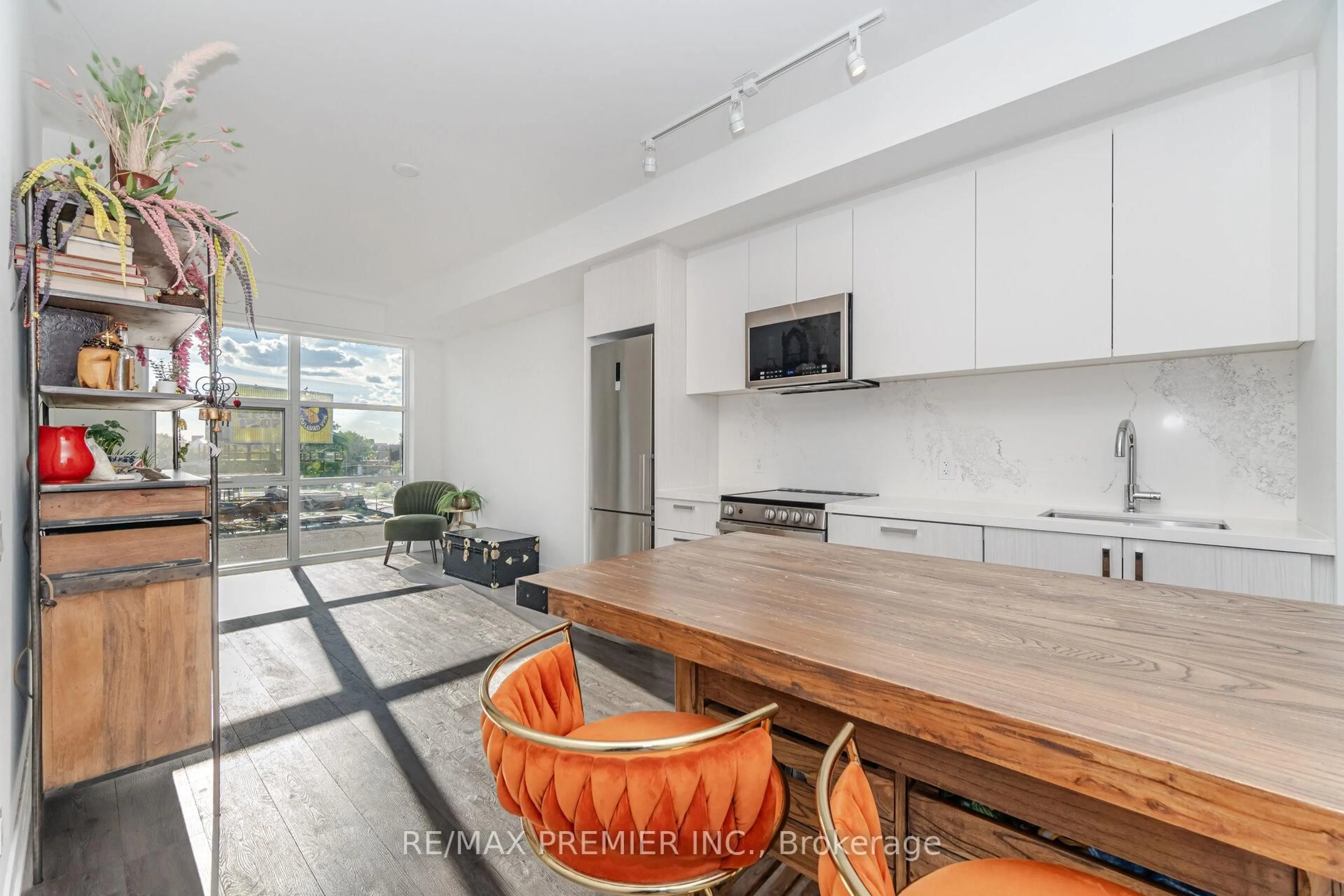Open concept kitchen, ceramic/tile floor for 1787 St. Clair Ave #311, Toronto Ontario M6N 0B7