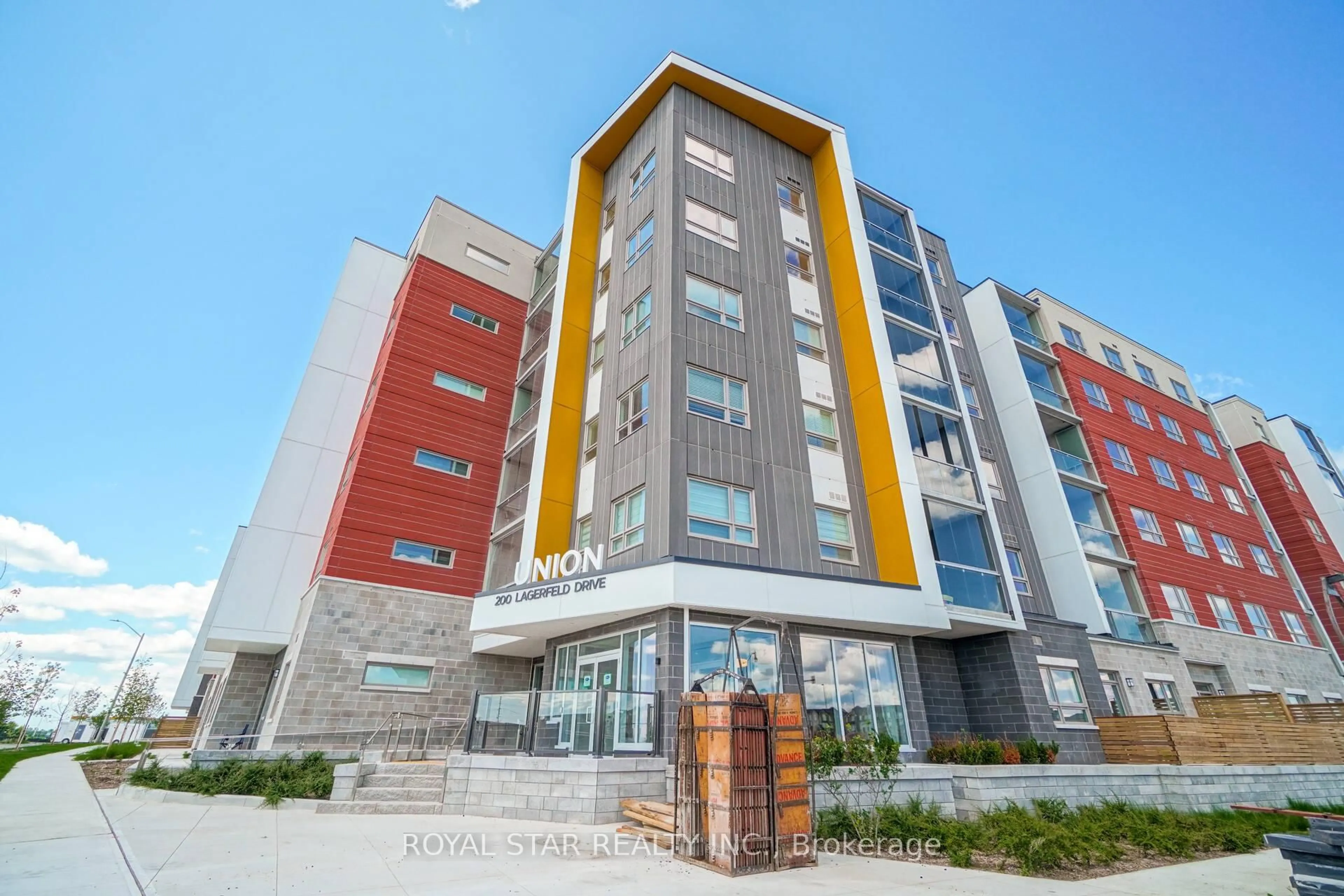 Unknown for 200 Lagerfeld Dr #601, Brampton Ontario L7A 5G5