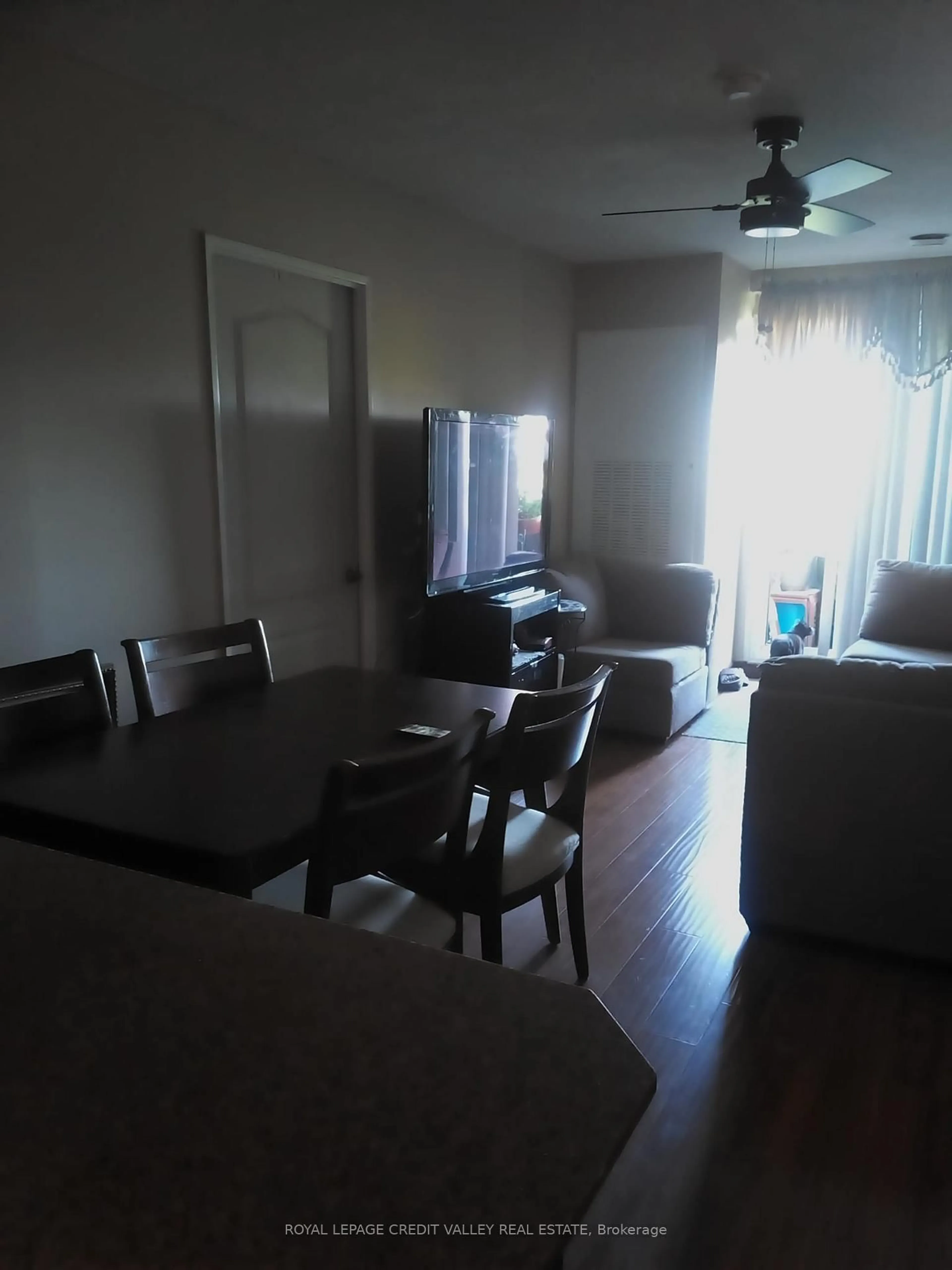 A pic of a room for 7405 Goreway Dr #517, Mississauga Ontario L4T 0A3