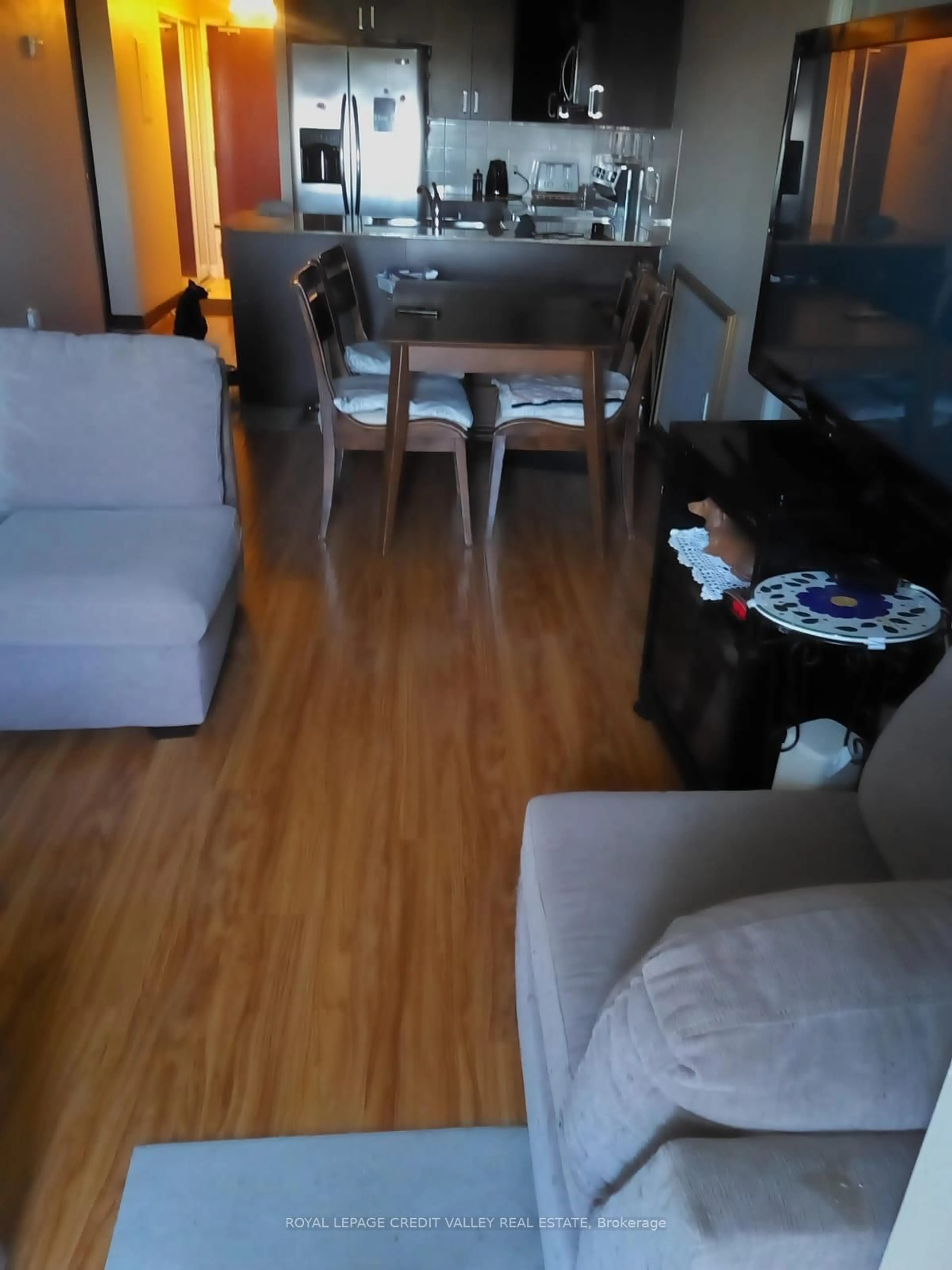 A pic of a room for 7405 Goreway Dr #517, Mississauga Ontario L4T 0A3