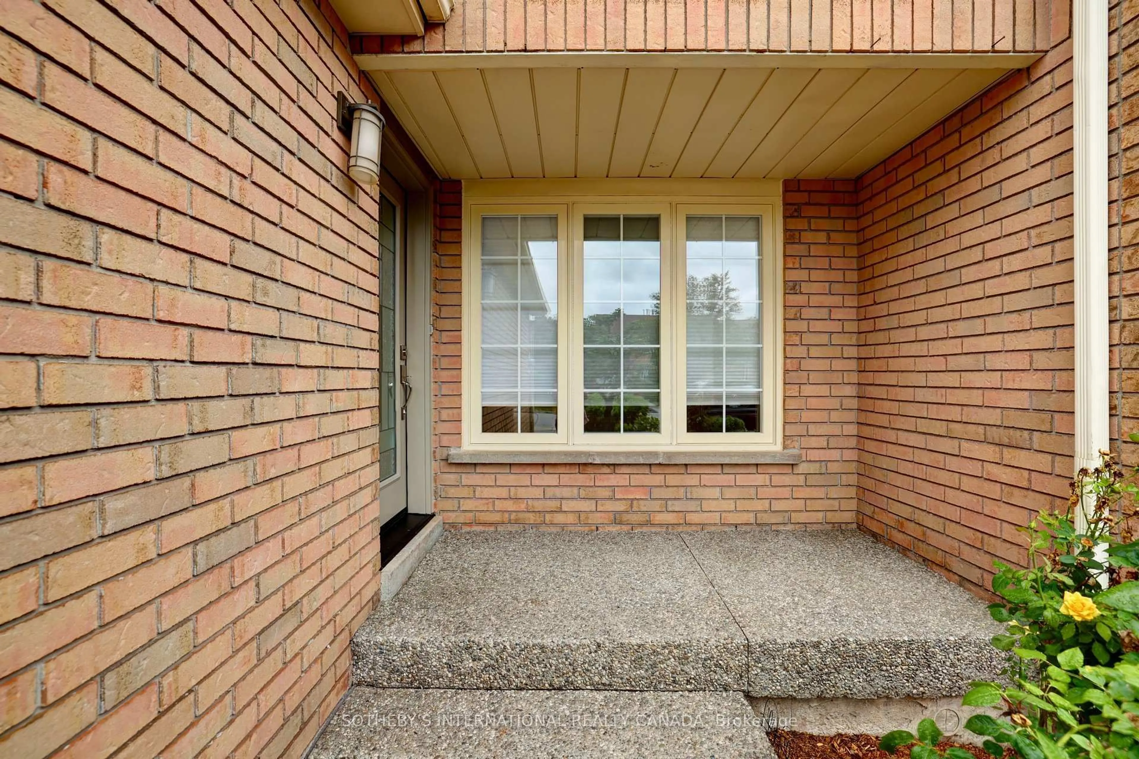 Home with brick exterior material, street for 2243 Shipwright Rd, Oakville Ontario L6M 3B1