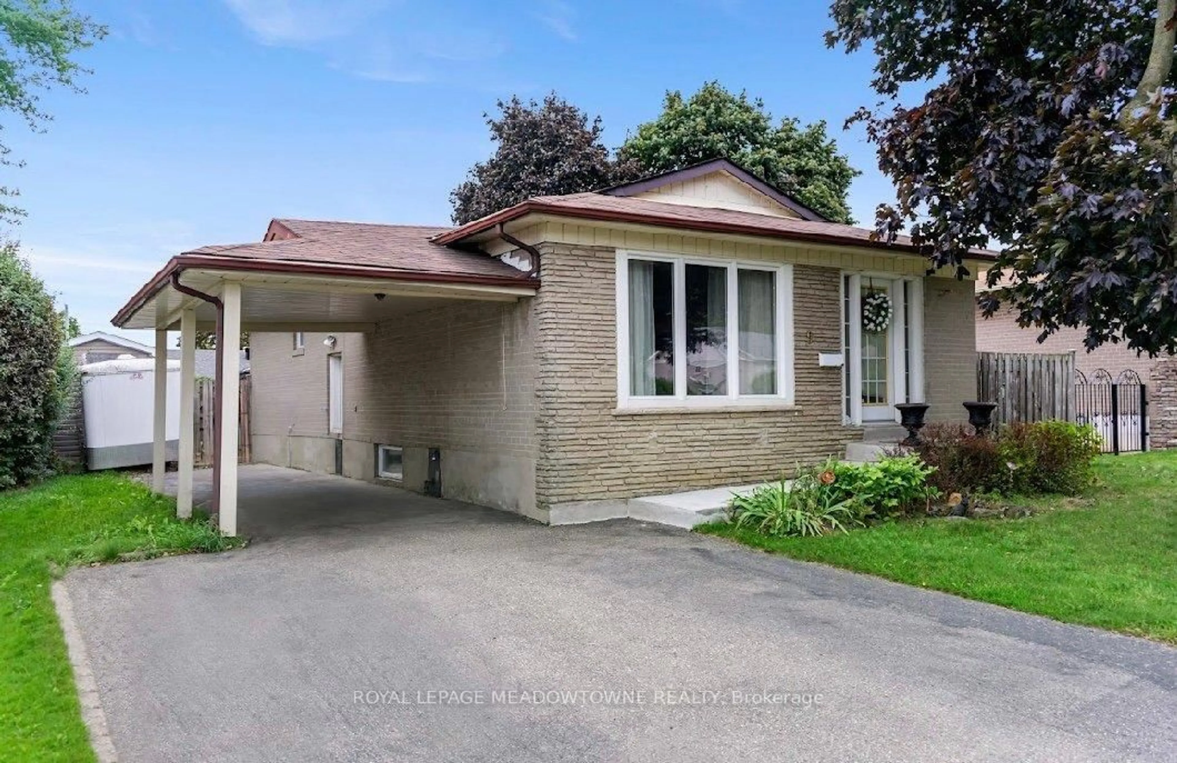 Home with brick exterior material, street for 9 Welbeck Dr, Brampton Ontario L6X 2K9