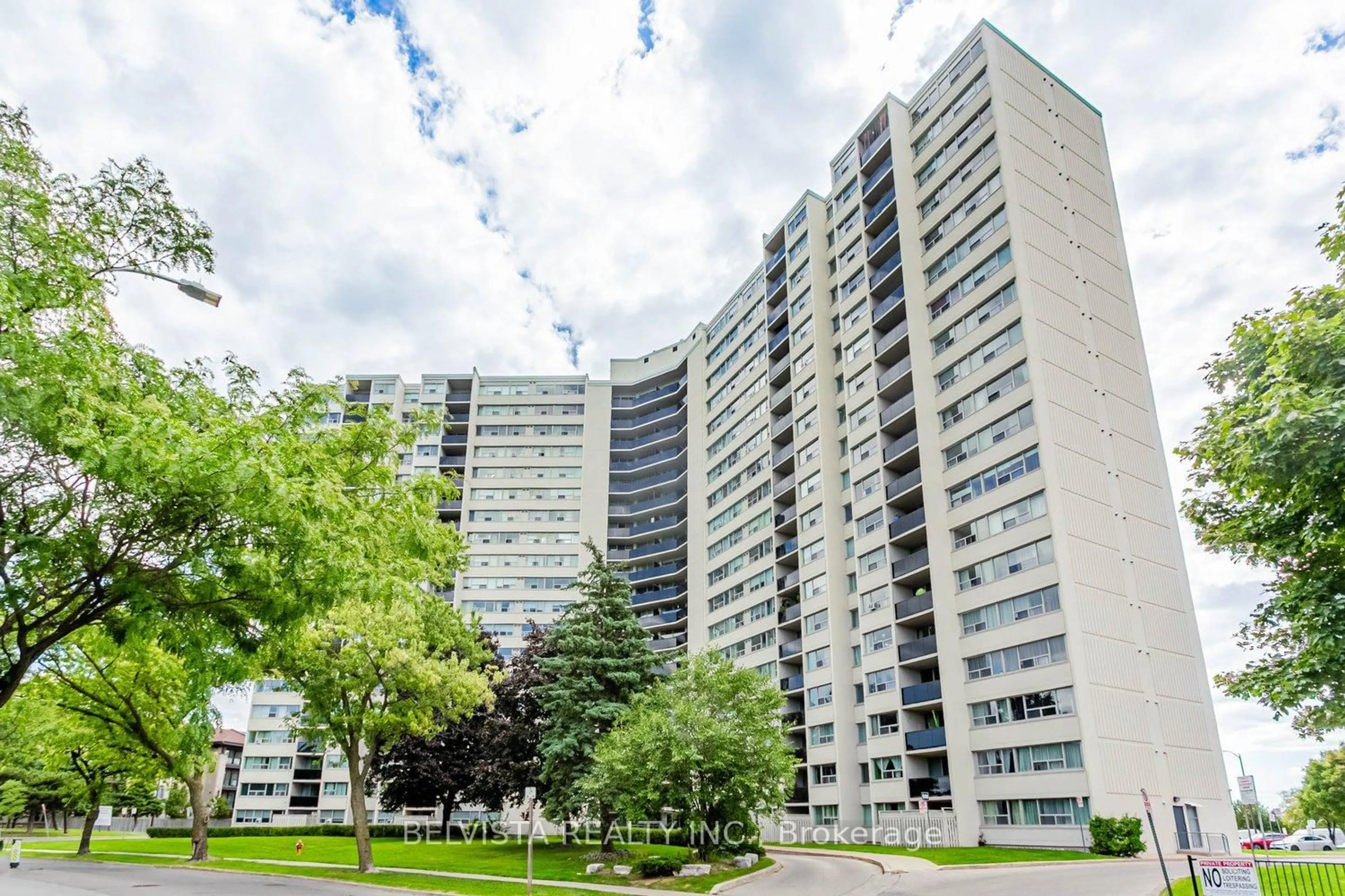 Unknown for 530 Lolita Gdns #508, Mississauga Ontario L5A 3T2
