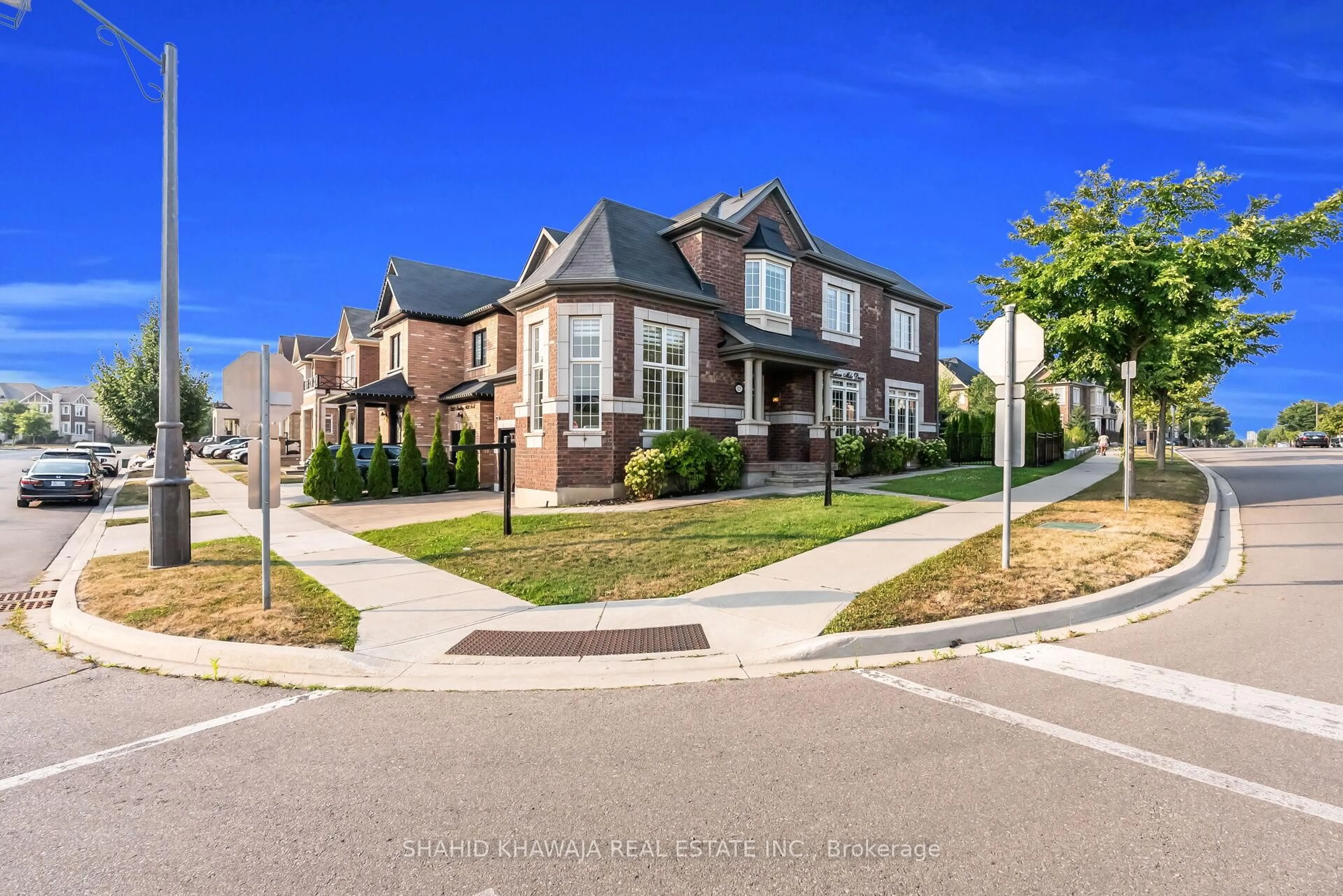 Unknown for 325 Sixteen Mile Dr, Oakville Ontario L6M 0Z4