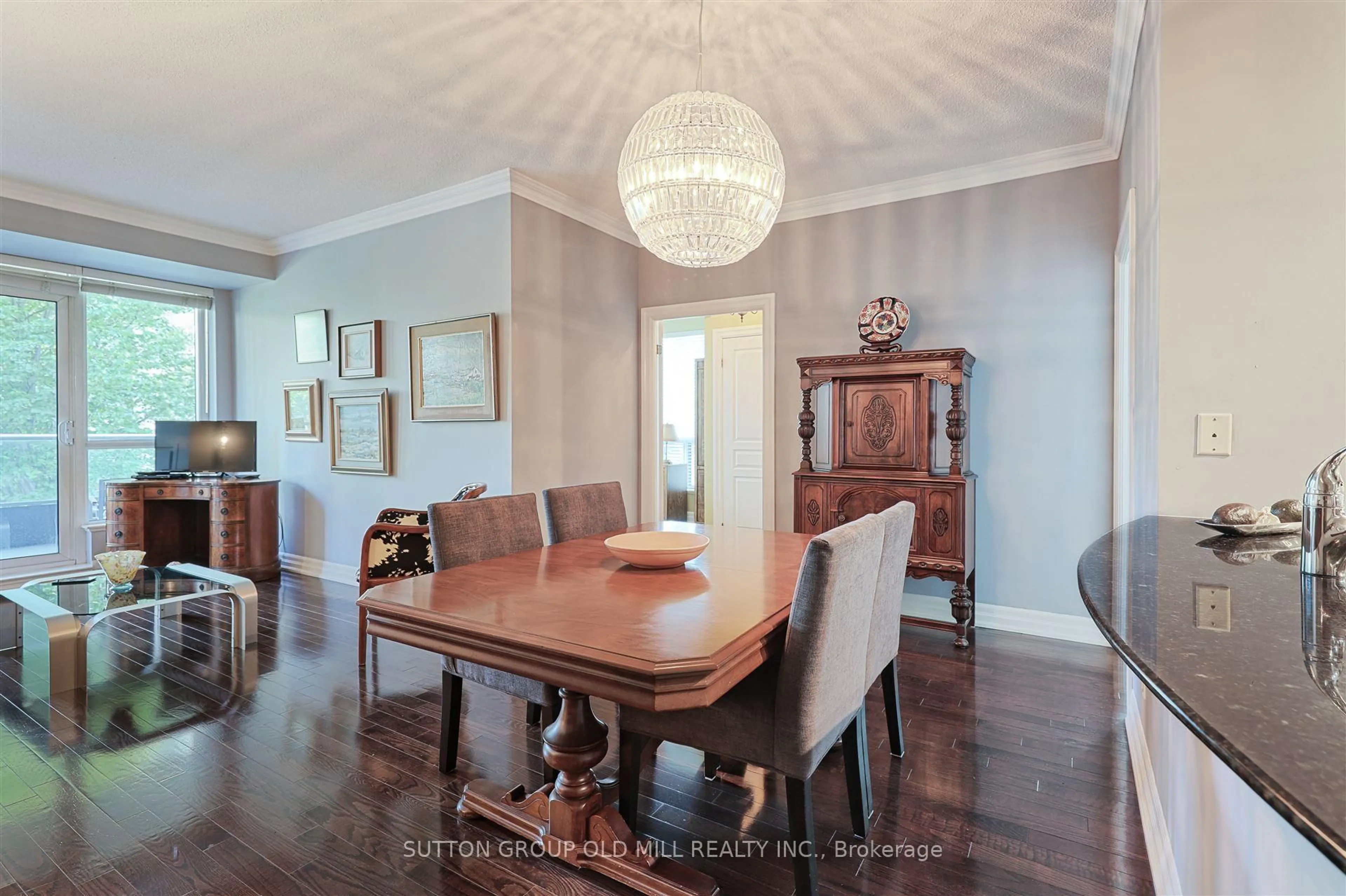 Dining room, wood/laminate floor for 2087 Lake Shore Blvd #305, Toronto Ontario M8V 4G3