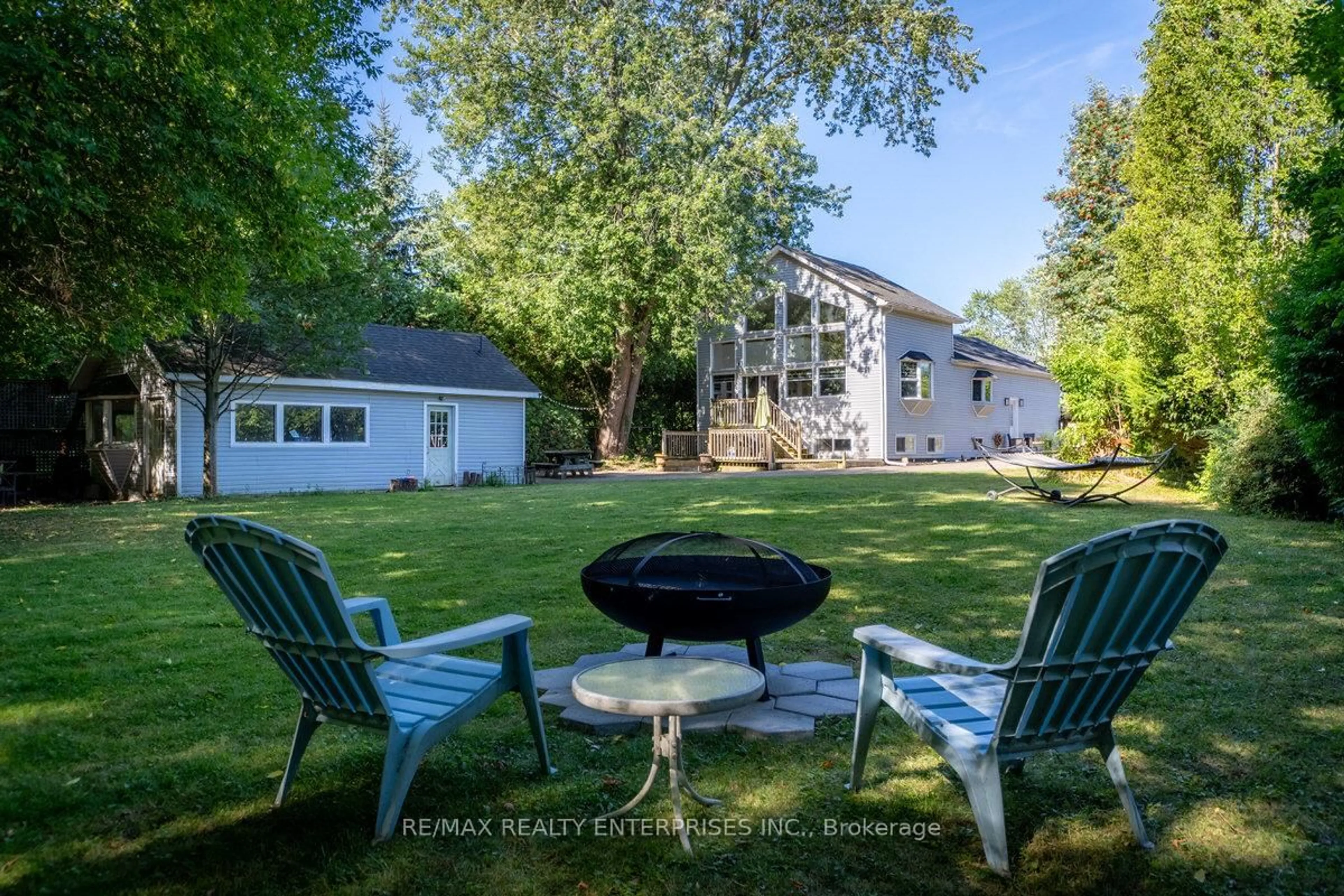 Patio, water/lake/river/ocean view for 708 Montbeck Cres, Mississauga Ontario L5G 1P3