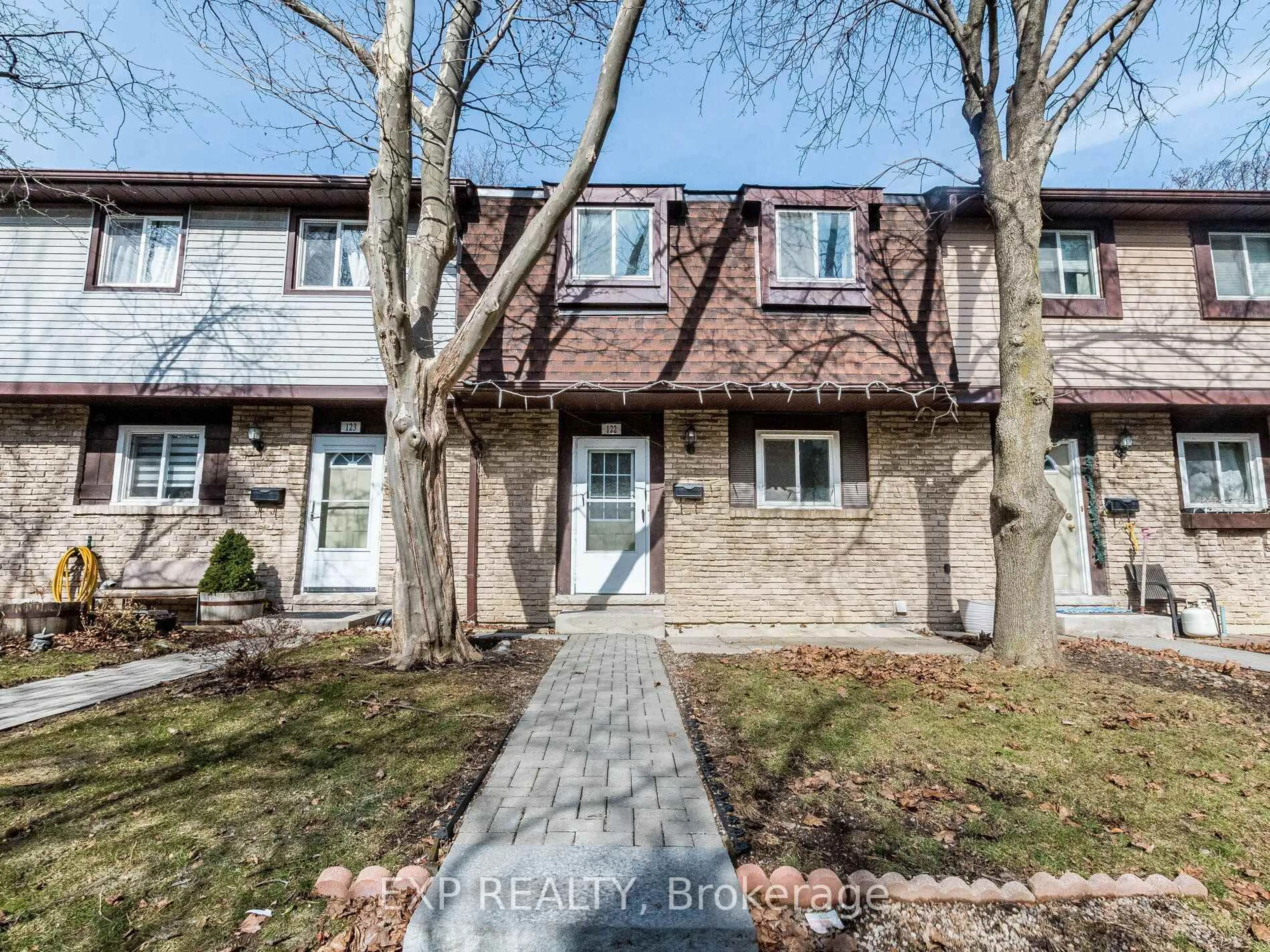 Unknown for 45 Hansen Rd #122, Brampton Ontario L6V 3C5