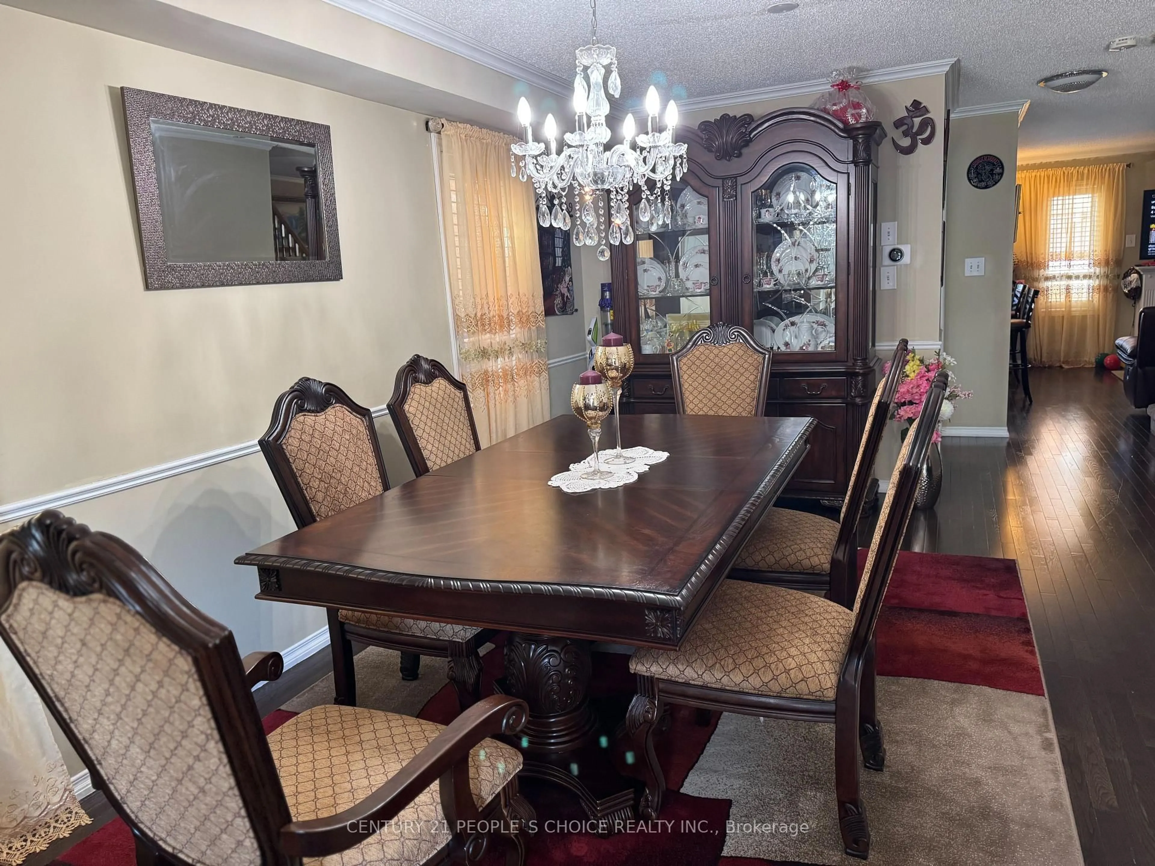 Dining room, unknown for 124 Heartleaf Cres, Brampton Ontario L7A 2C1