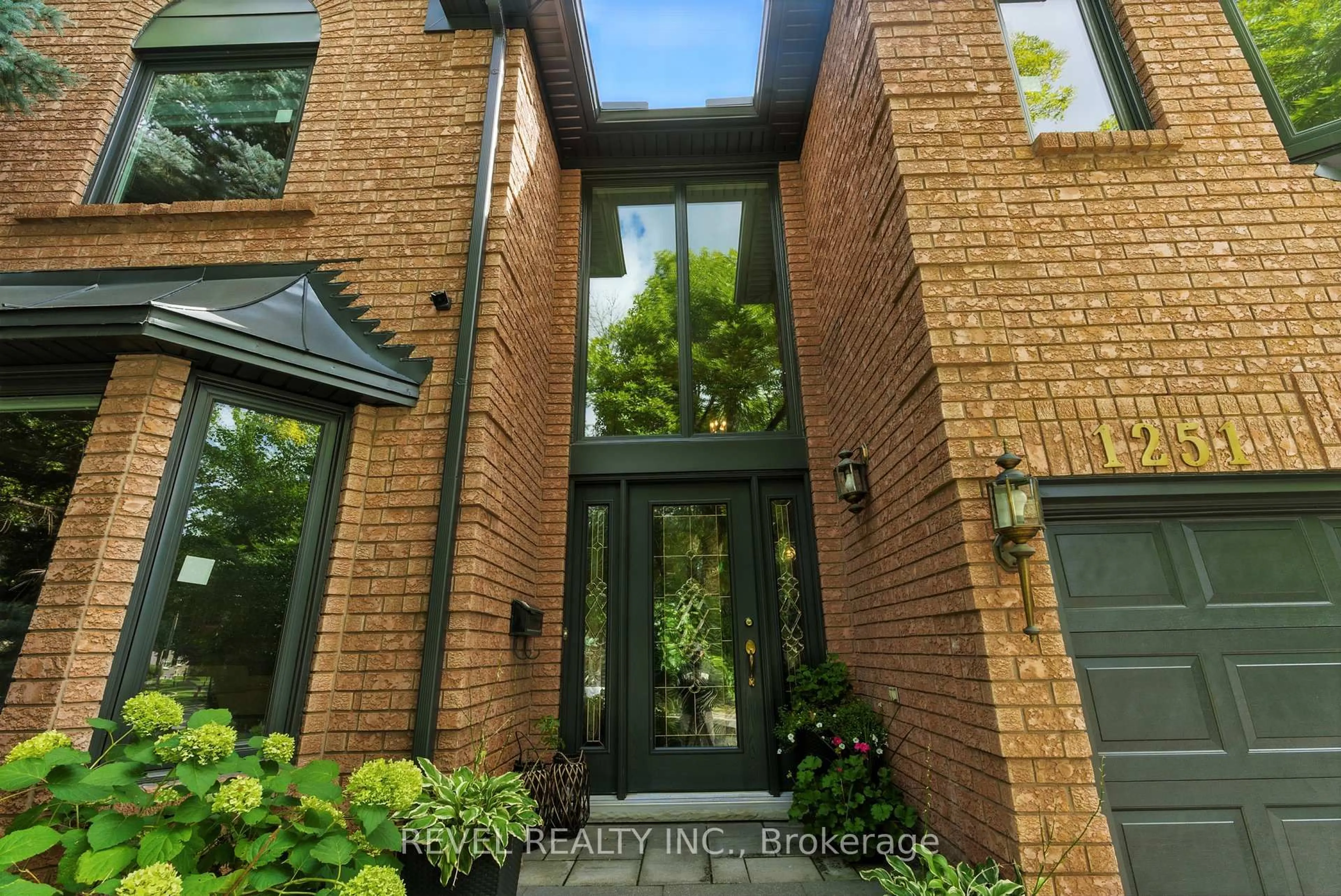 Home with brick exterior material, street for 1251 WHITE Lane, Oakville Ontario L6M 2T7