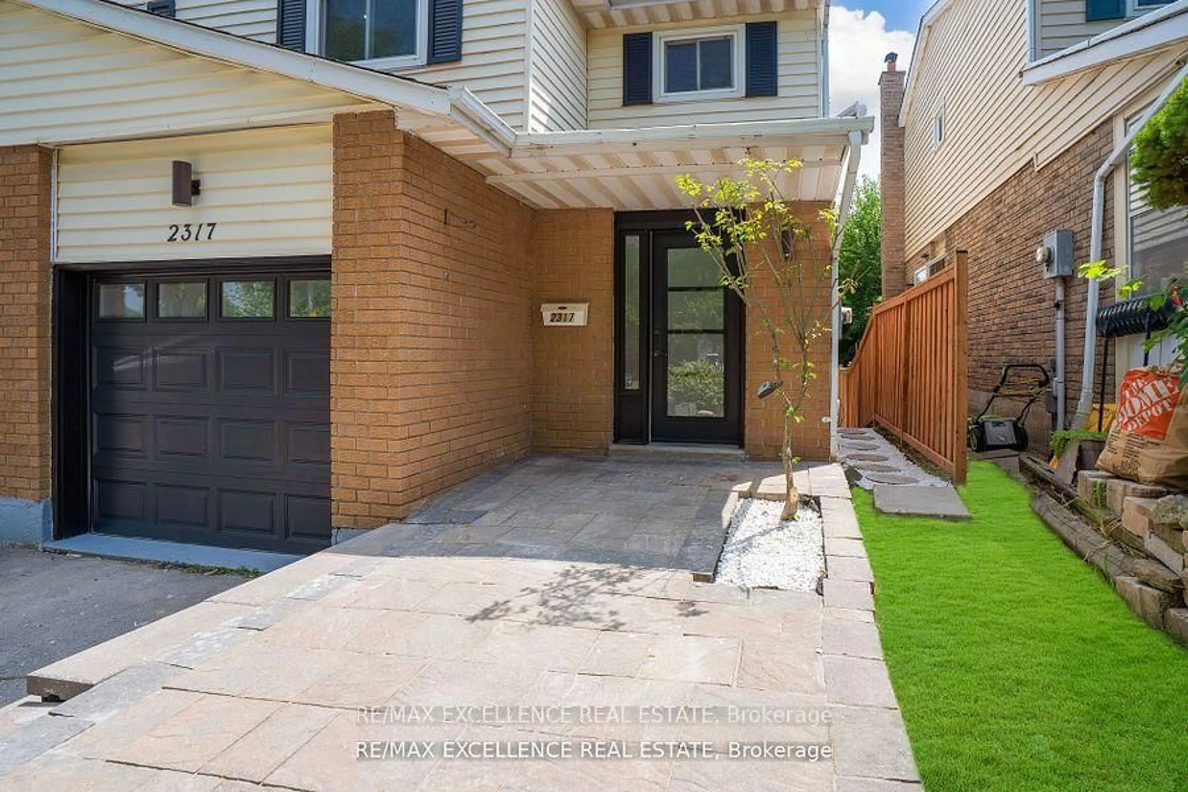 Home with brick exterior material, street for 2317 GREENBANK Tr, Burlington Ontario L7P 3S7