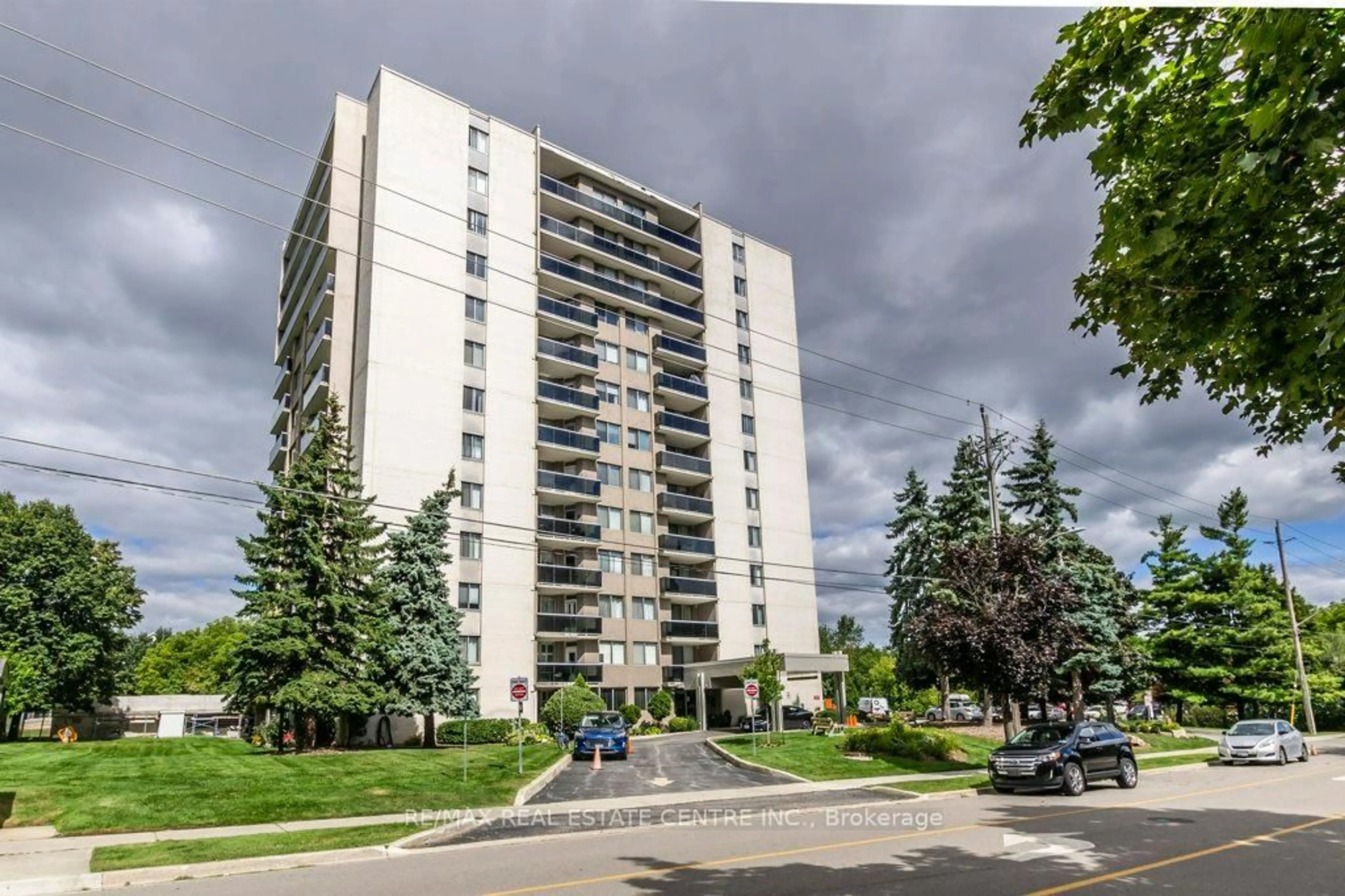 Unknown for 81 Millside Dr #903, Milton Ontario L9T 3X4