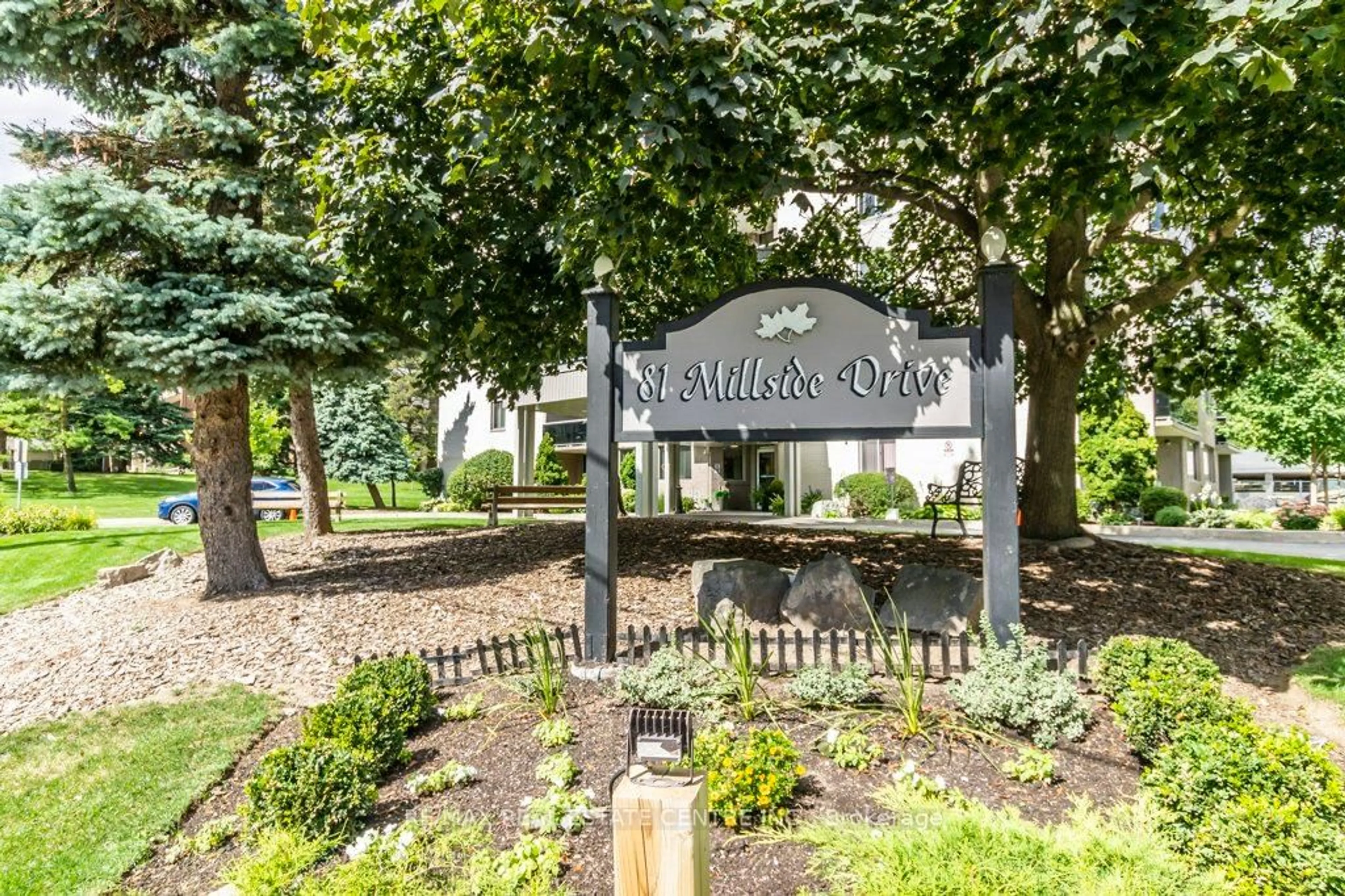 Unknown for 81 Millside Dr #903, Milton Ontario L9T 3X4