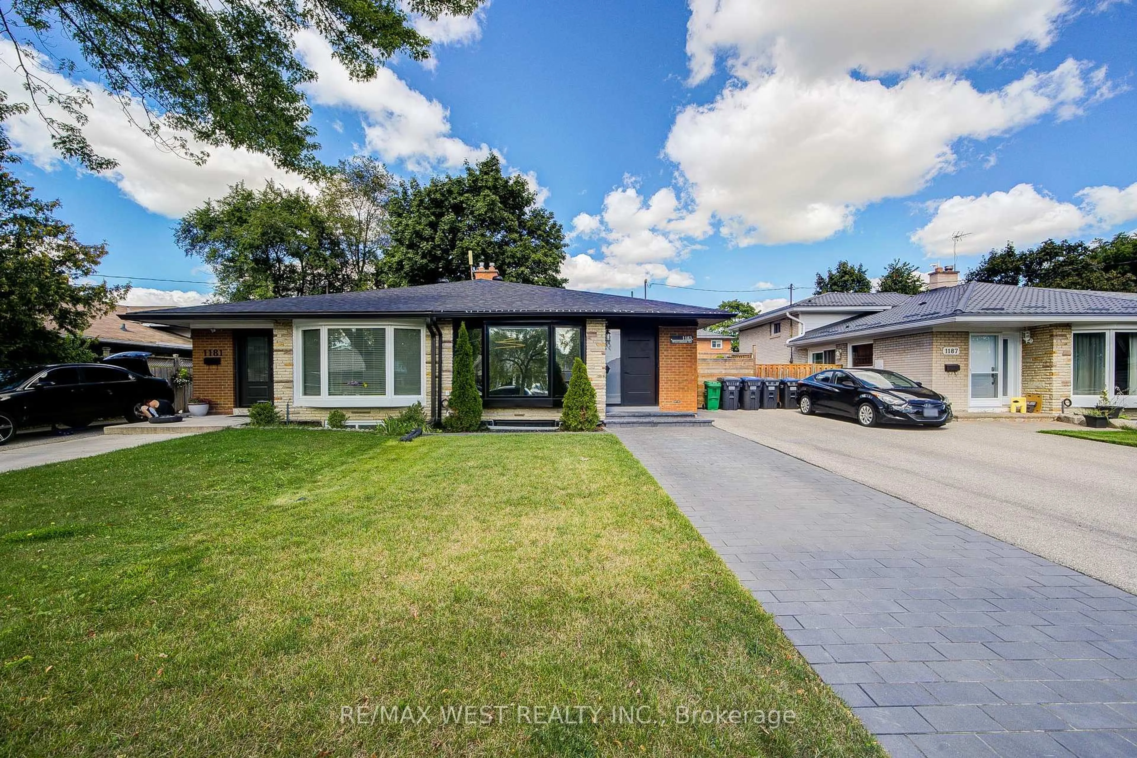 Home with brick exterior material, street for 1183 Westerdam Rd, Mississauga Ontario L4Y 2H3