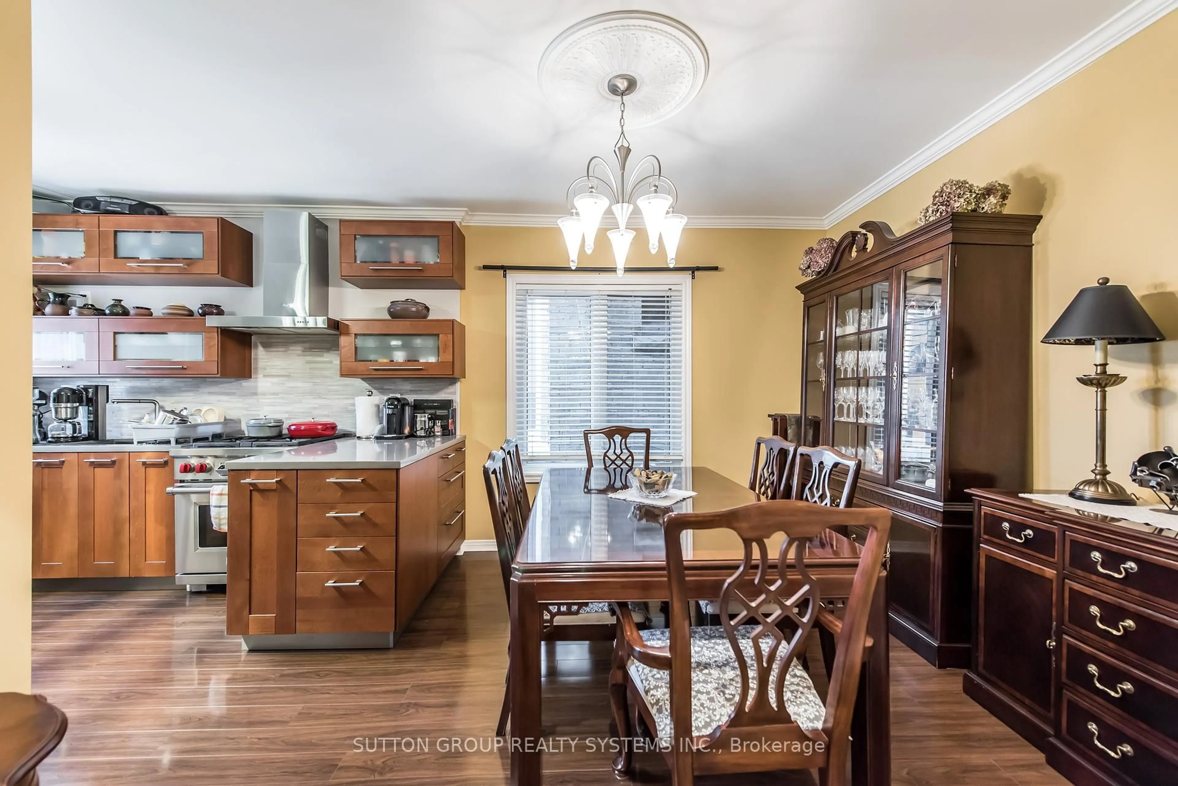 Unknown for 574 Perth Ave, Toronto Ontario M6N 2W7