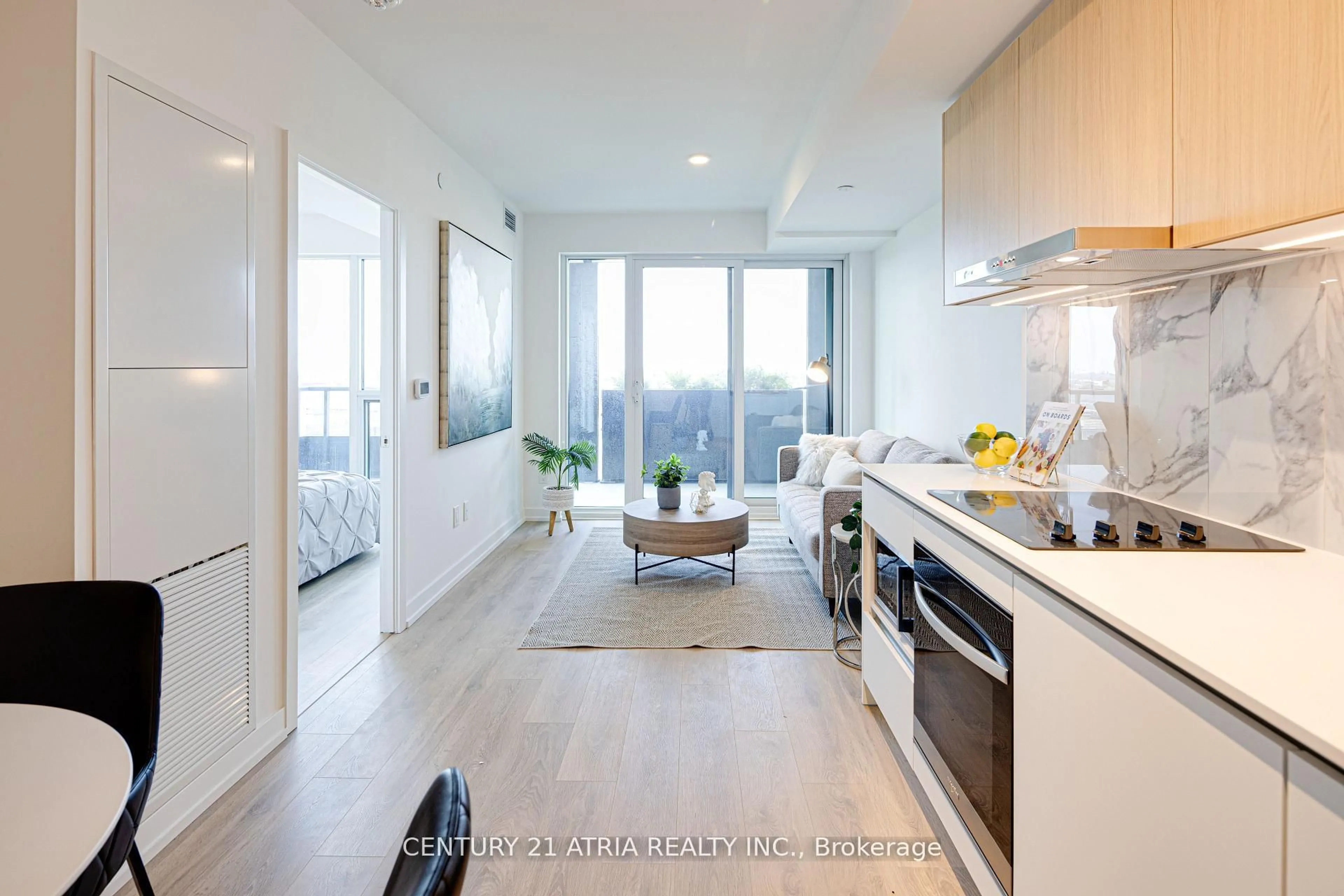 Open concept kitchen, wood/laminate floor for 1100 Sheppard Ave #822, Toronto Ontario M3K 0E4