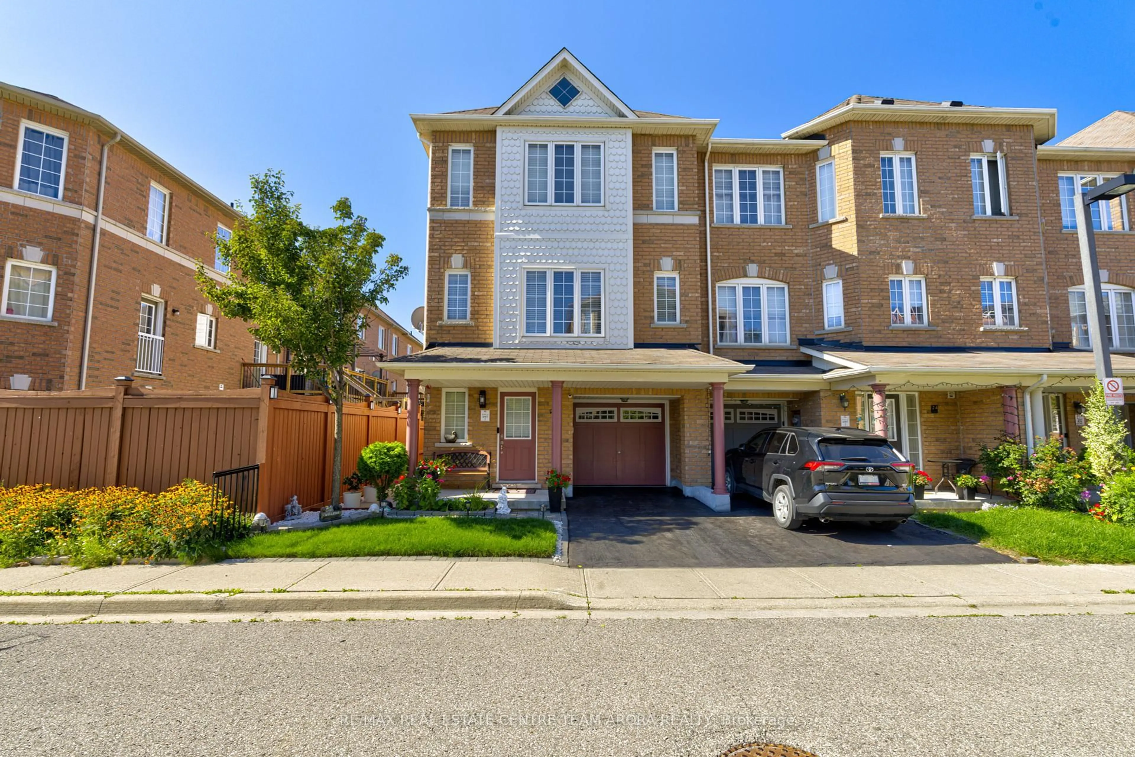 Unknown for 26 Gatlin St, Brampton Ontario L6Y 0R6