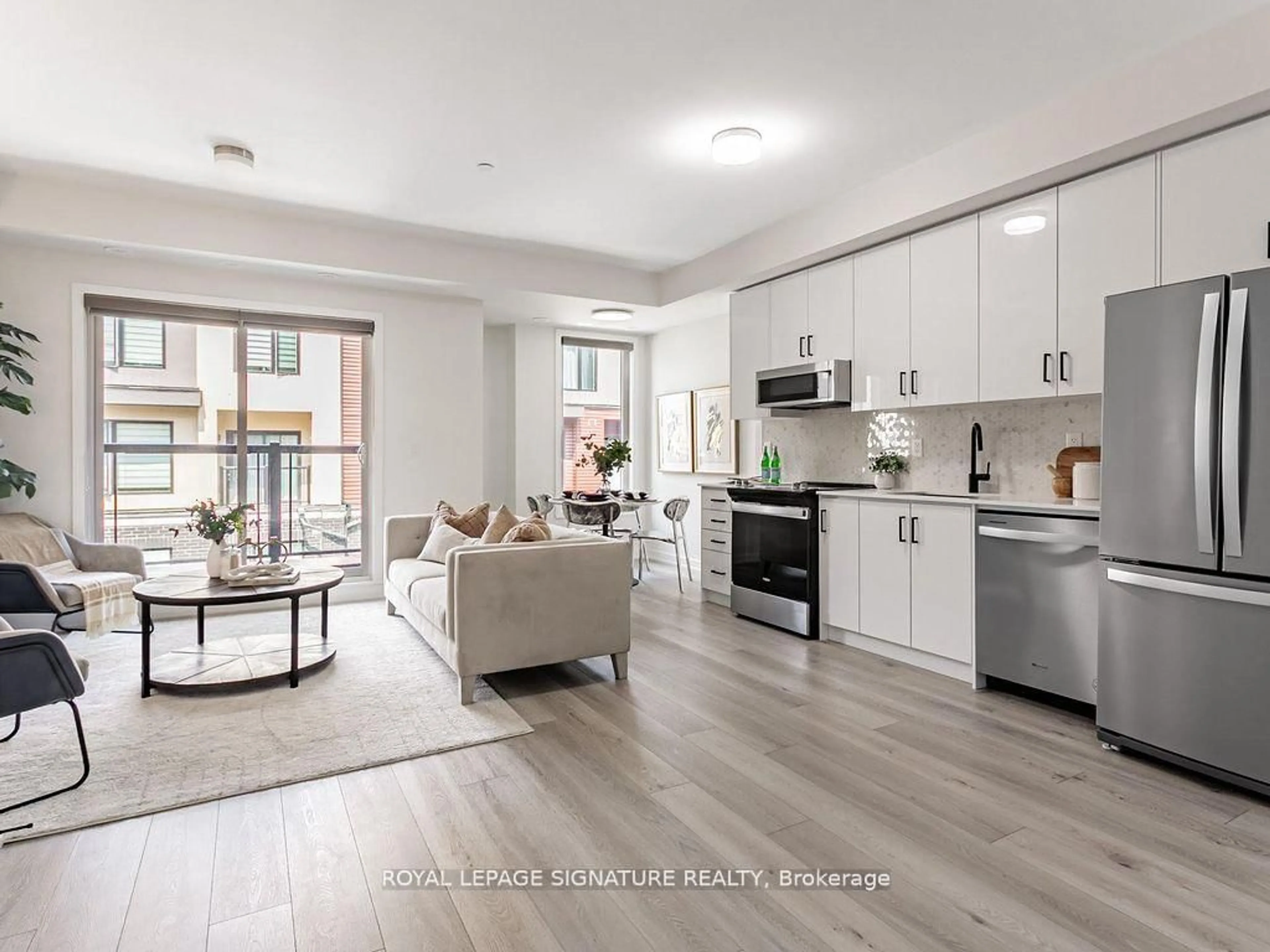 Open concept kitchen, unknown for 3550 Colonial Dr #24, Mississauga Ontario L5L 0C1