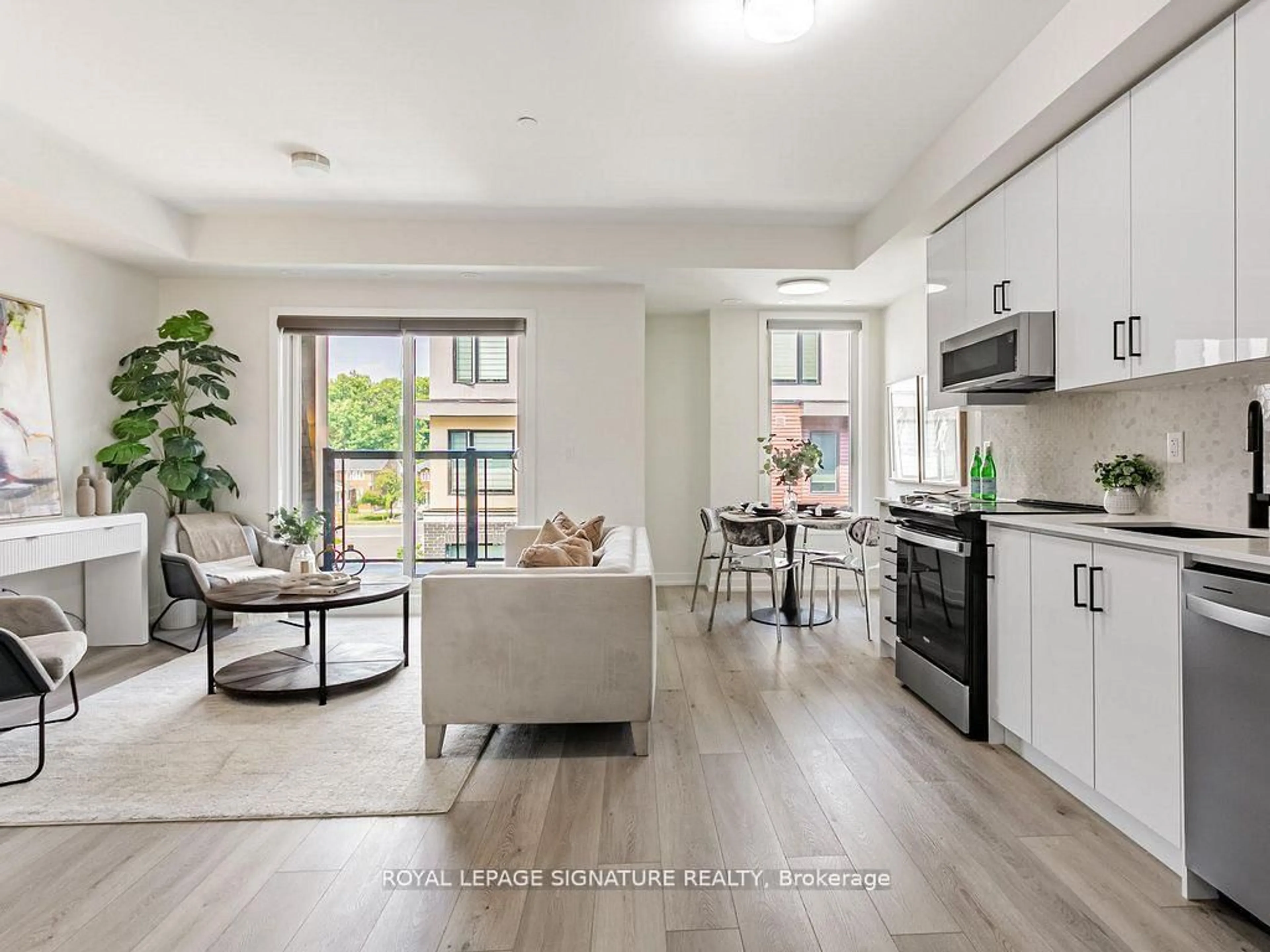 Open concept kitchen, unknown for 3550 Colonial Dr #24, Mississauga Ontario L5L 0C1