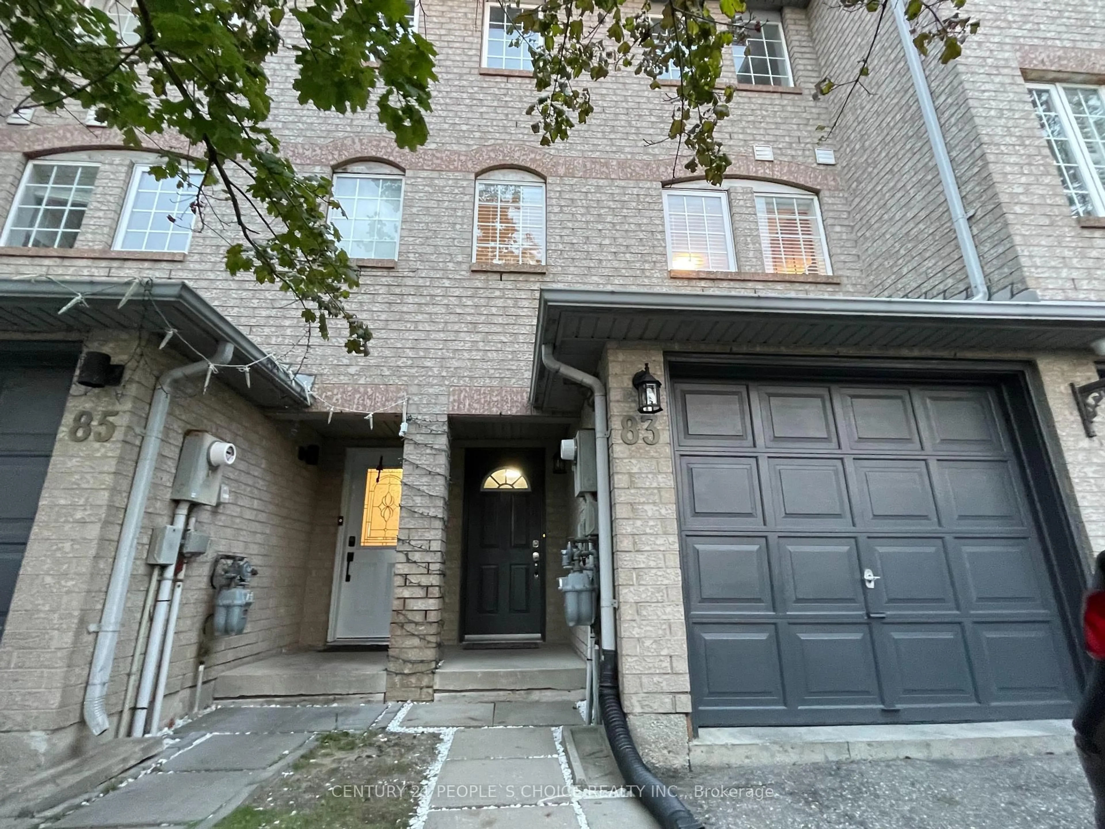 Unknown for 83 Spadina Rd, Brampton Ontario L6X 4X6