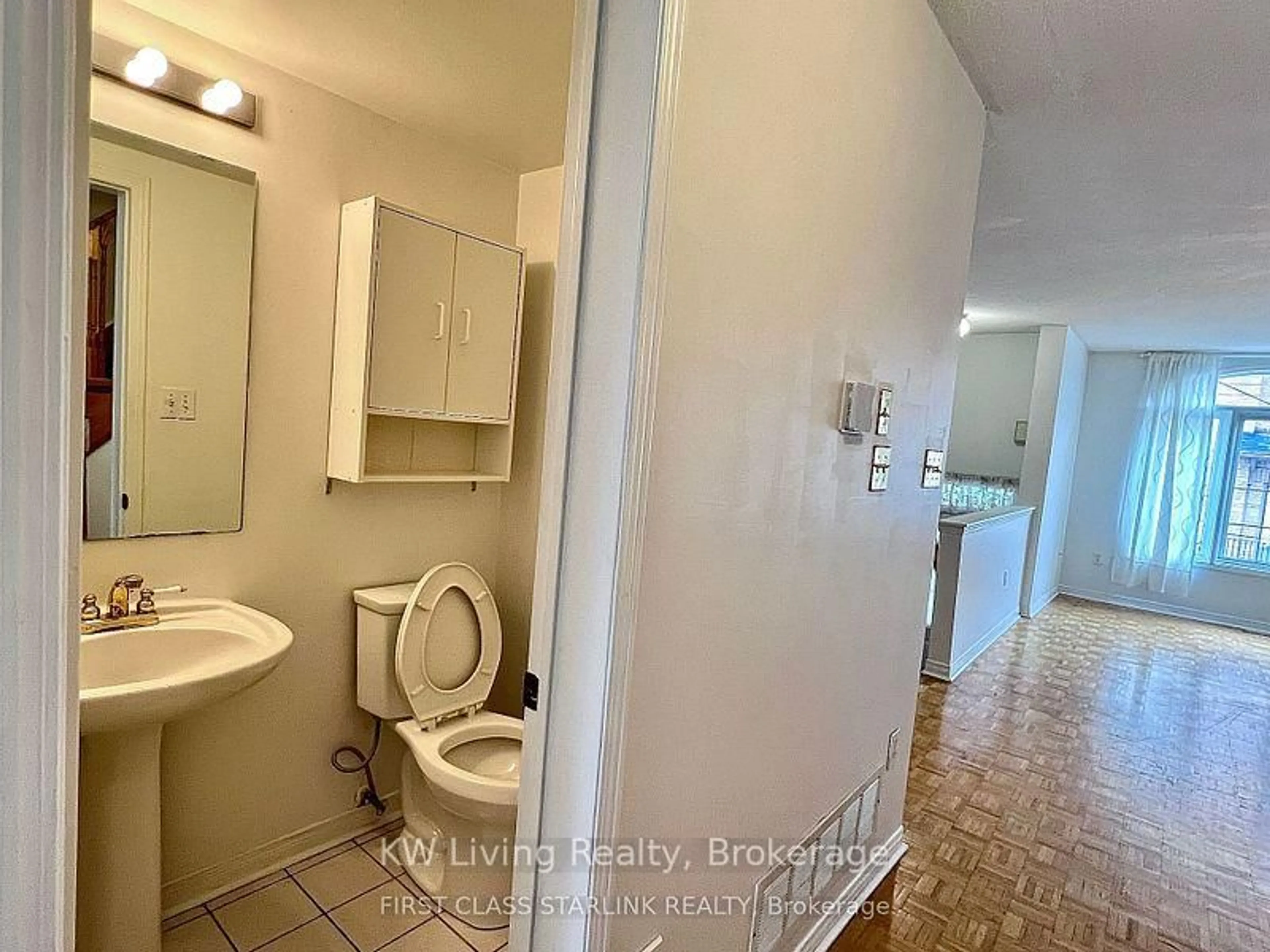 Standard bathroom, unknown for 1168 Arena Rd #128, Mississauga Ontario L4Y 4K7