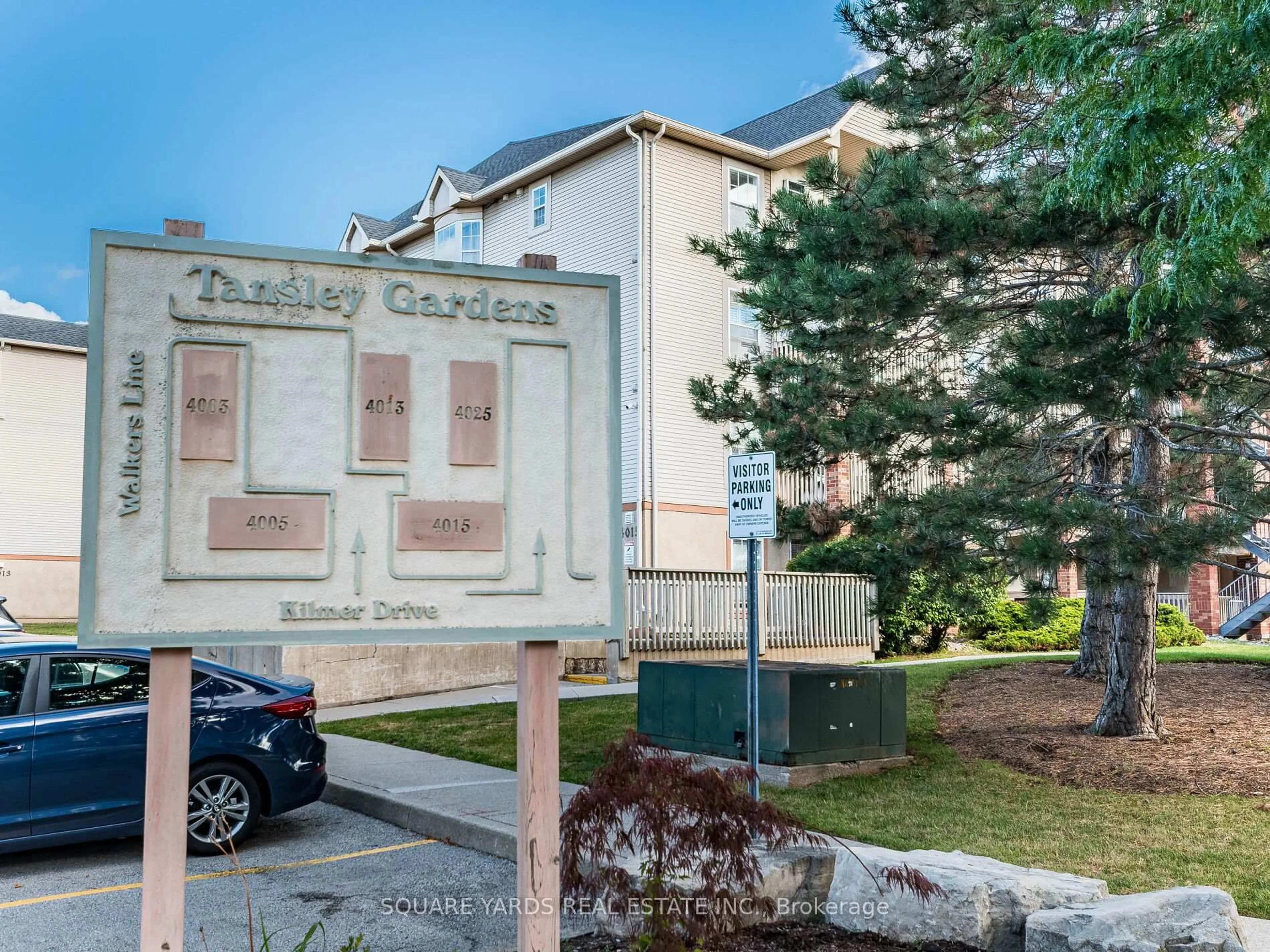 Indoor entryway for 4015 Kilmer Dr #402, Burlington Ontario L7M 4M4