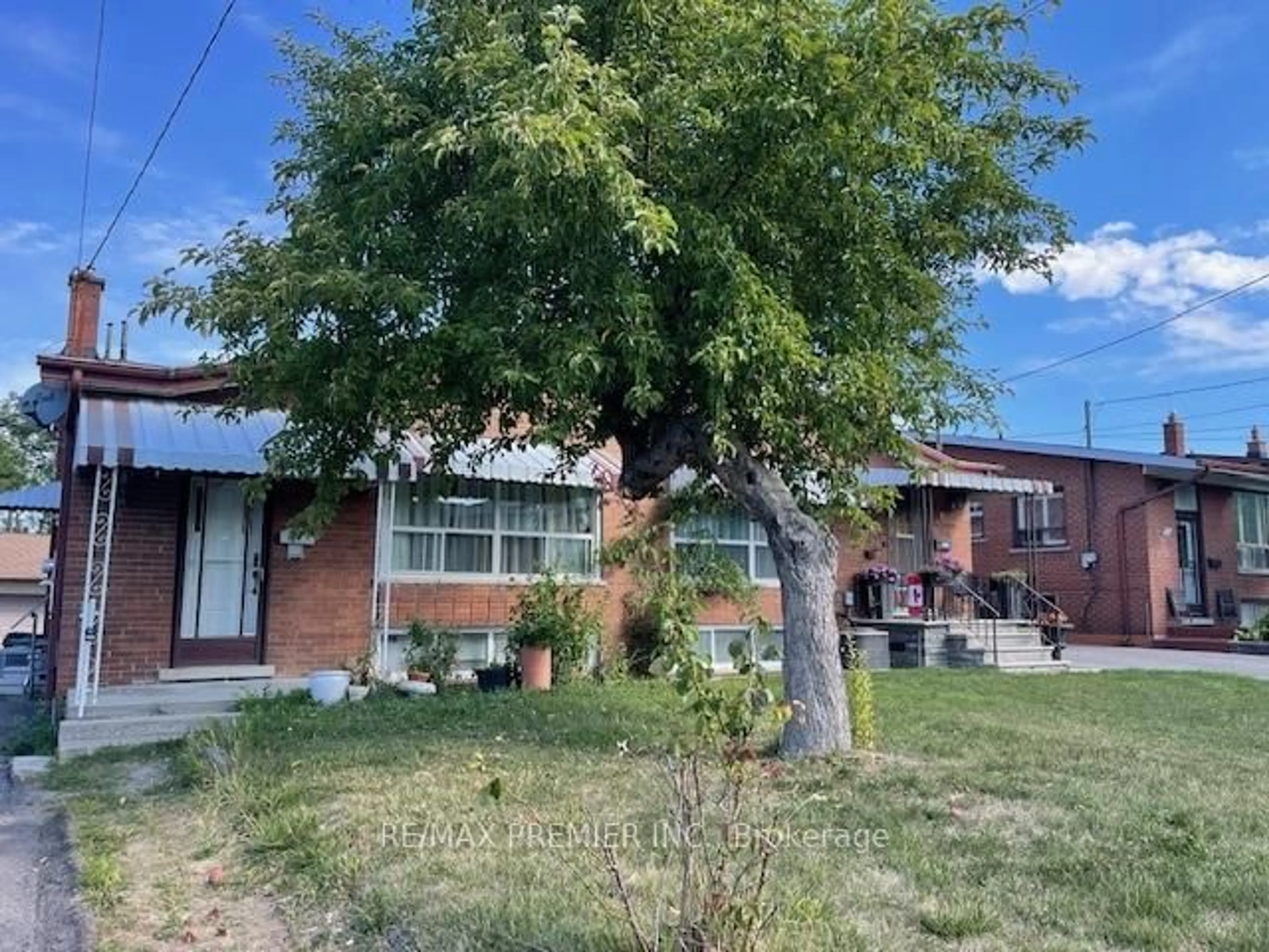Unknown for 6 Gotham Crt, Toronto Ontario M6M 2N8