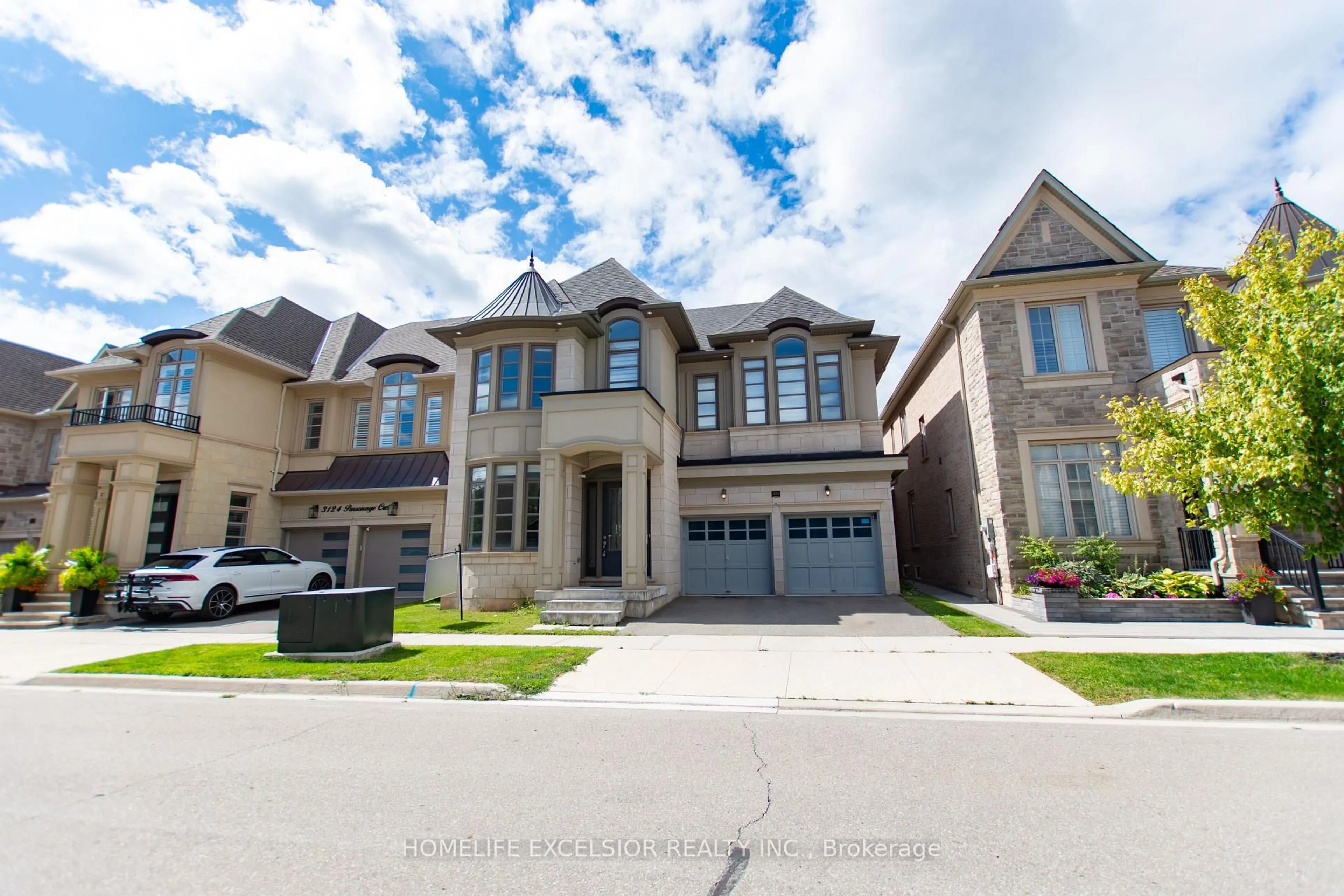 Home with brick exterior material, street for 3128 Parsonage Cres, Oakville Ontario L6H 0T9