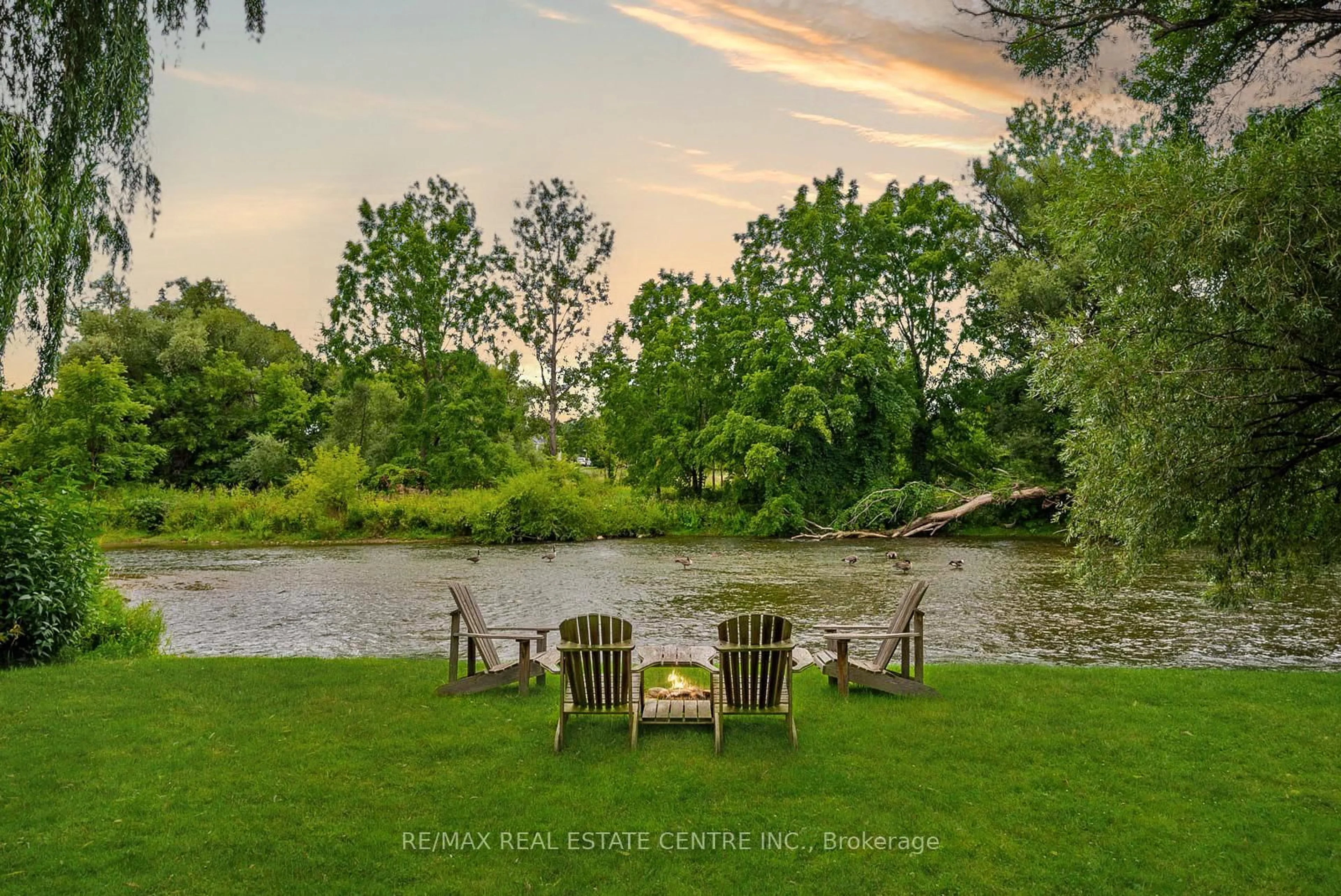 Patio, water/lake/river/ocean view for 7736 Churchville Rd, Brampton Ontario L6Y 0H5