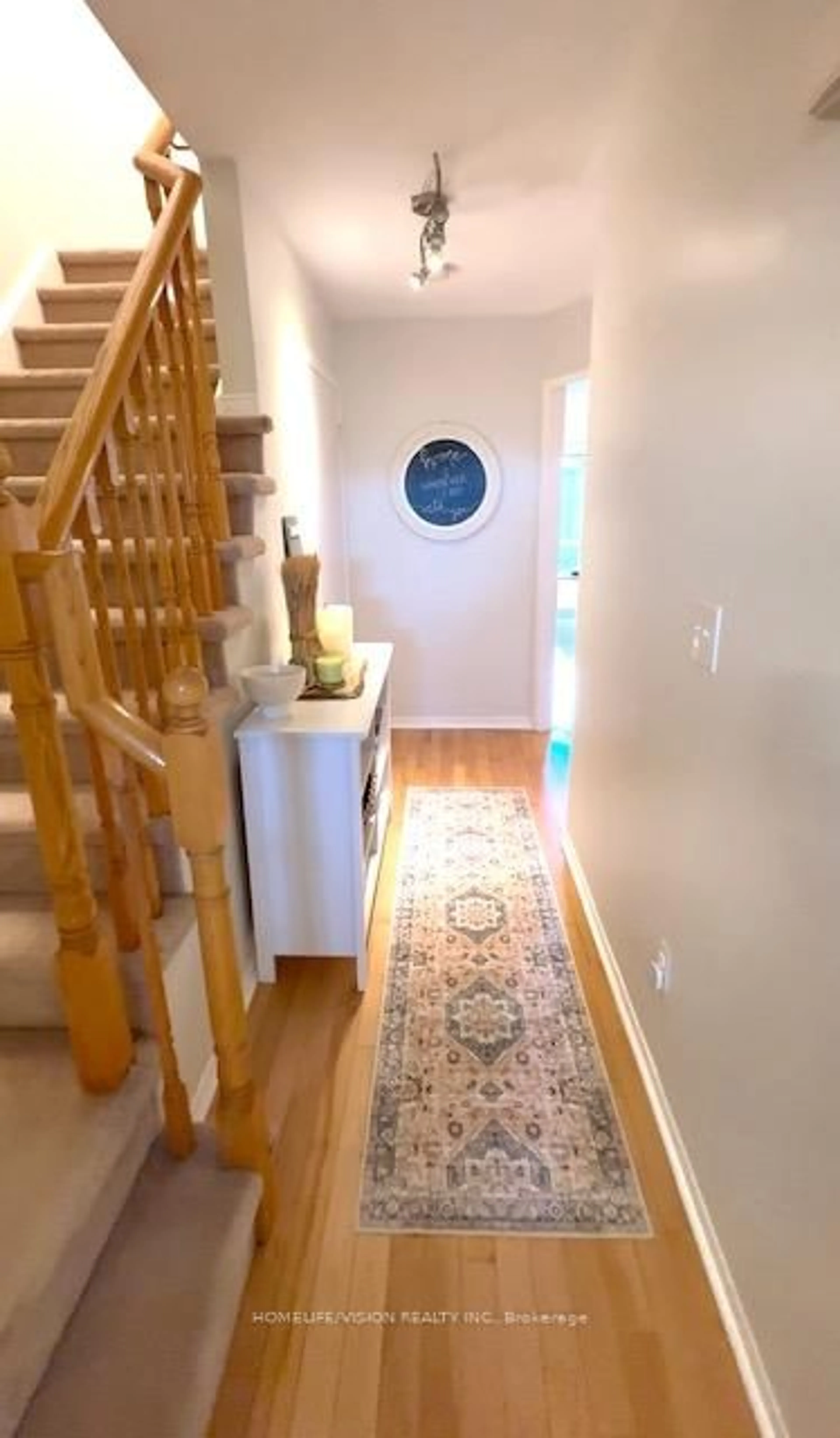 Indoor entryway for 55 Barondale Dr #81, Mississauga Ontario L4Z 3N8