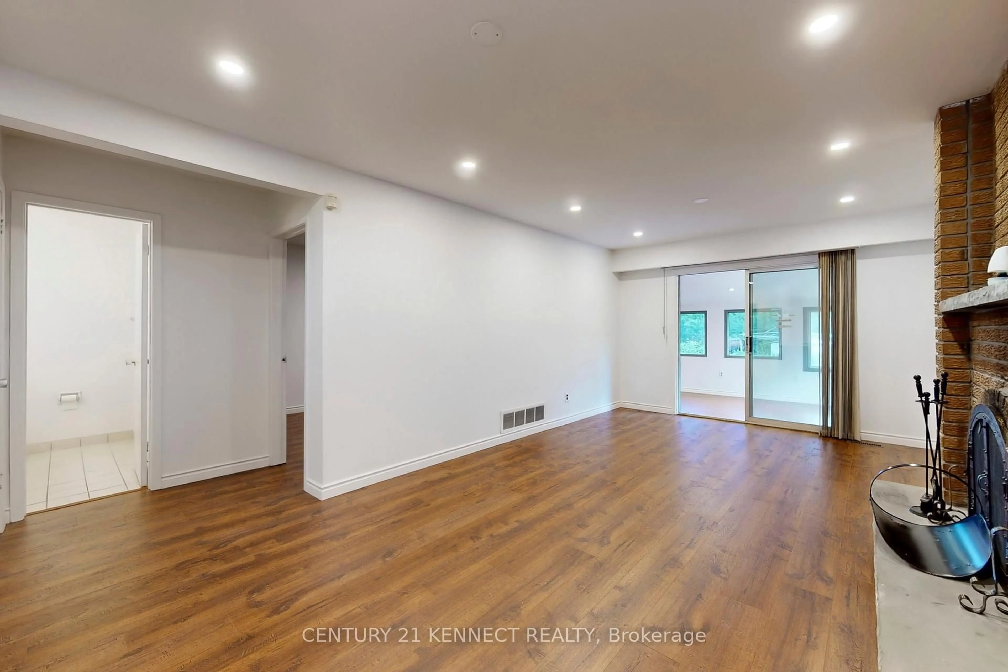Unknown for 7649 Wildfern Dr, Mississauga Ontario L4T 3P7