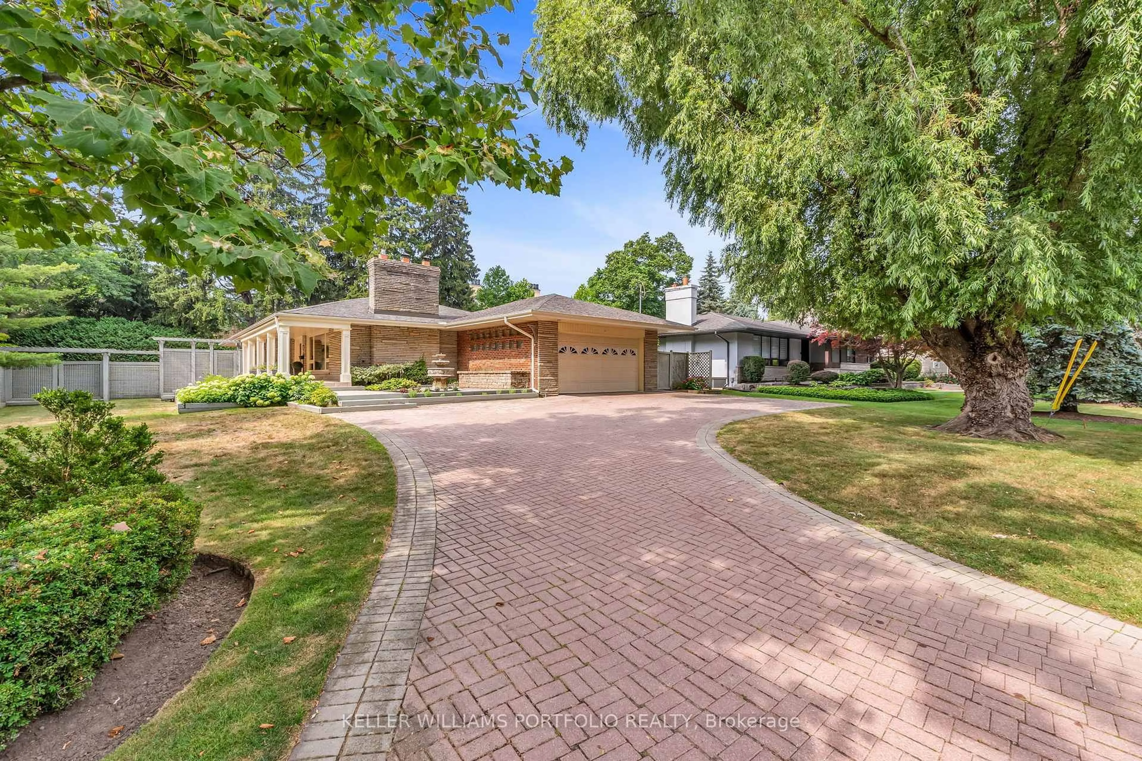 Unknown for 1123 Lakeshore Rd, Oakville Ontario L6J 1K9