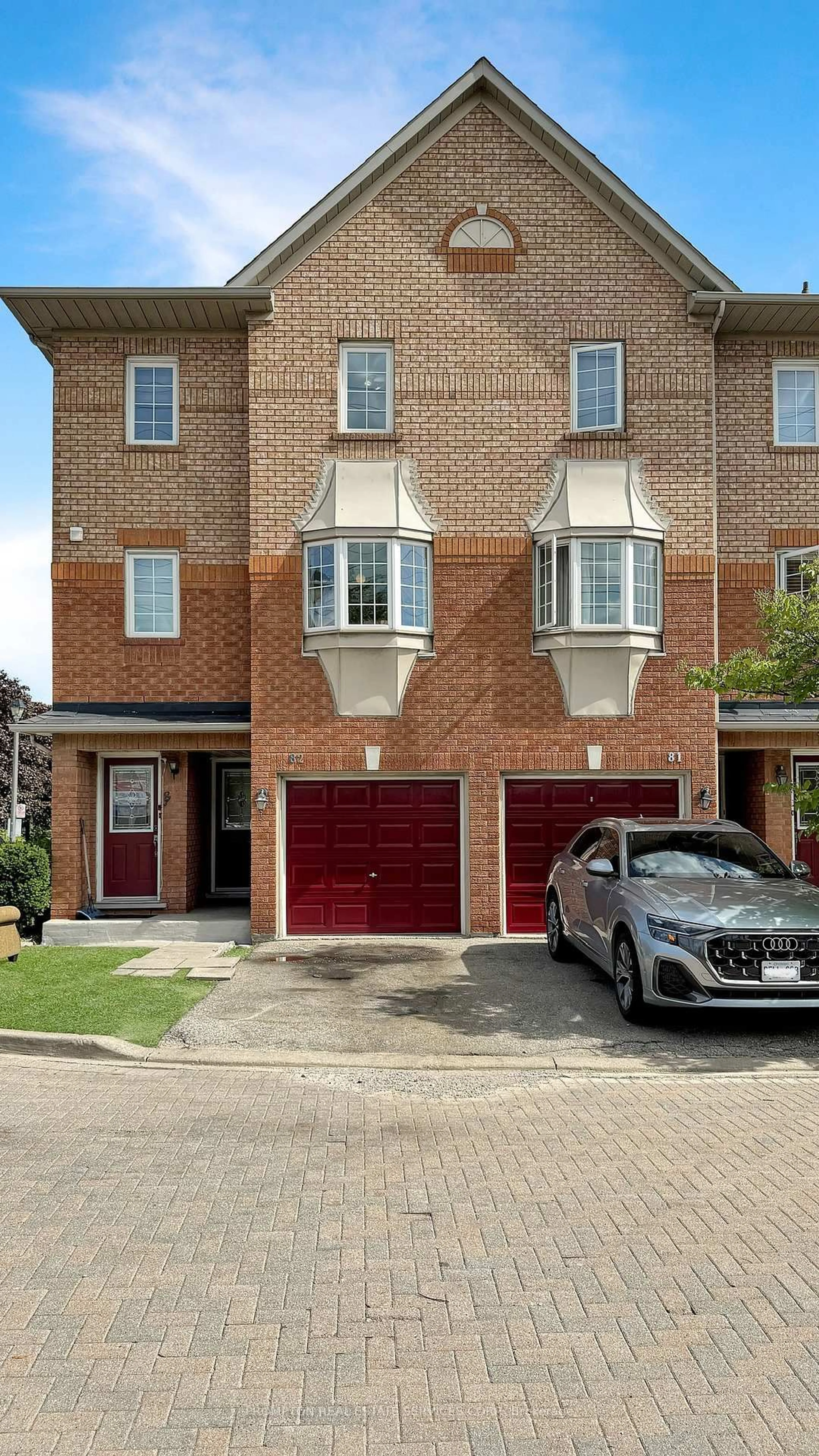 Home with brick exterior material, street for 6950 Tenth Line W #82, Mississauga Ontario L5N 6Y1