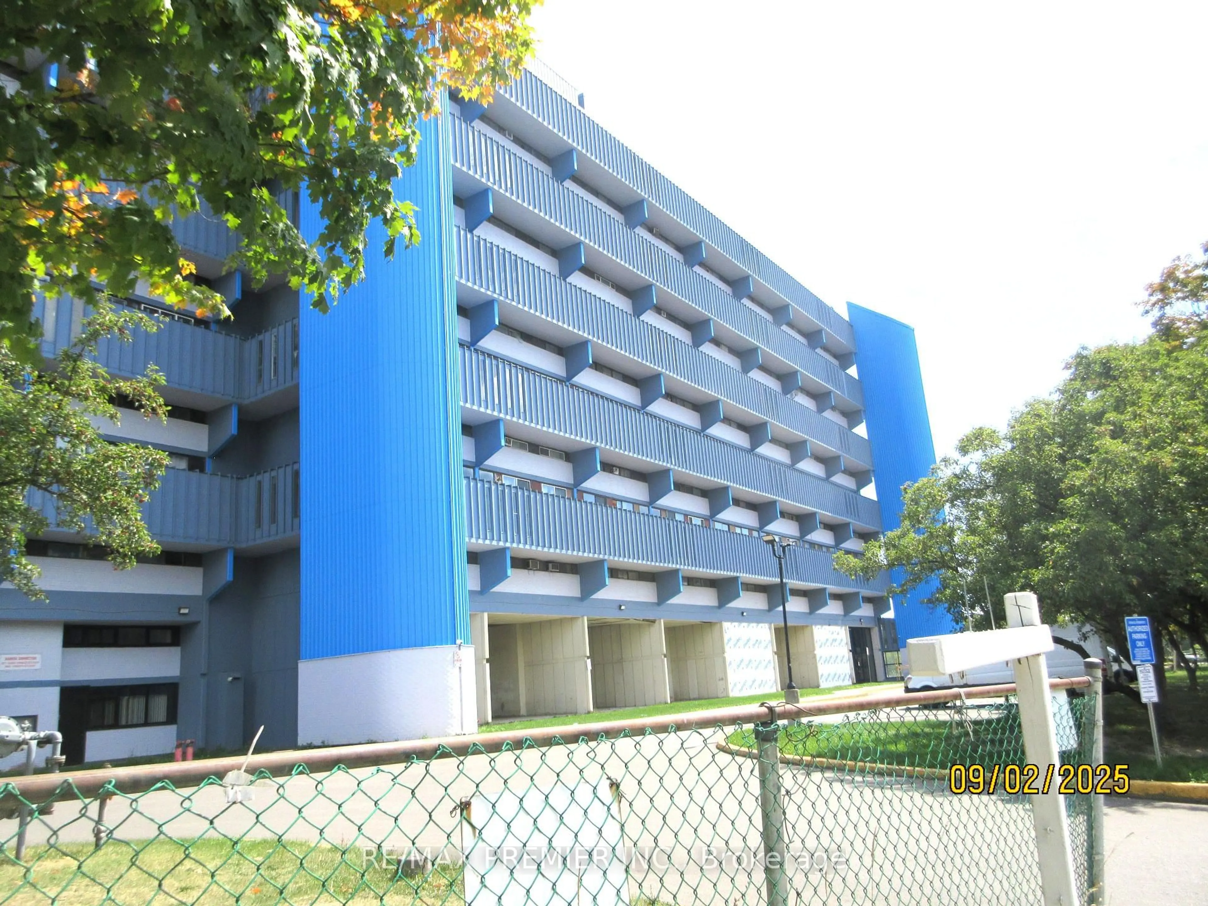 Parking for 4673 Jane St #623, Toronto Ontario M3N 2L1