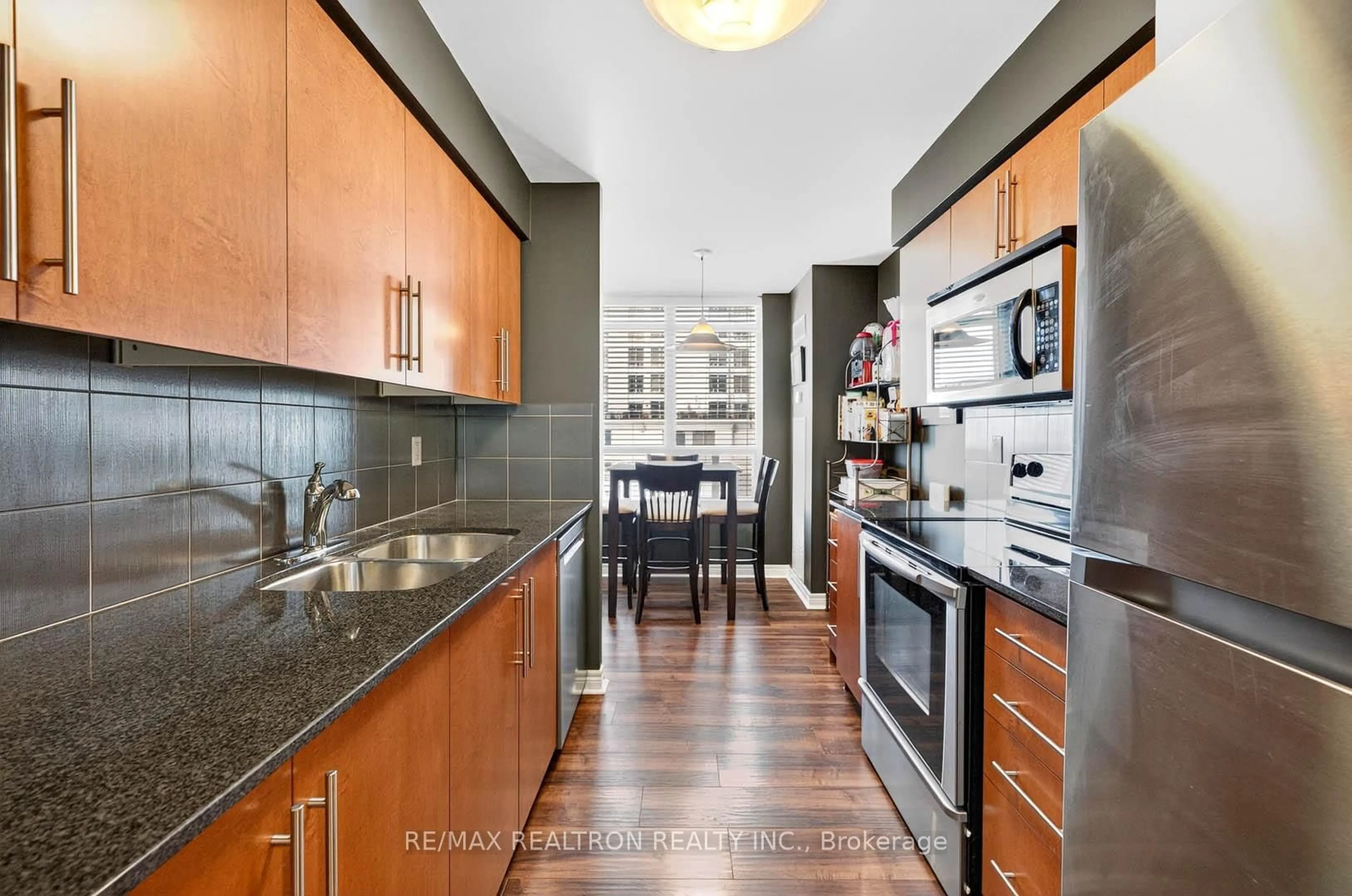 Unknown for 310 Burnhamthorpe Rd #1106, Mississauga Ontario L5B 4P9